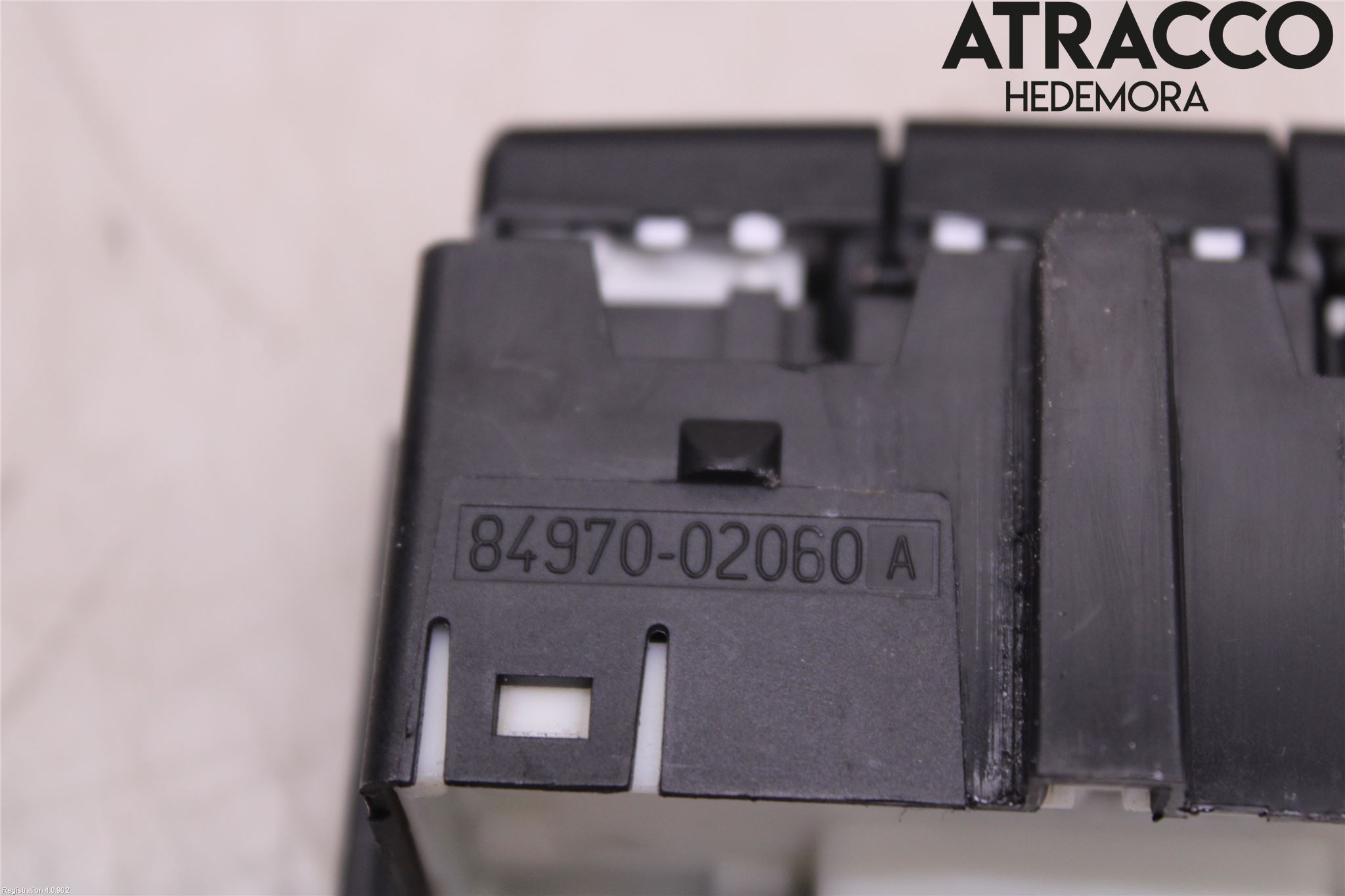 Toyota AURIS 13-19 Strömställare Multifunktion