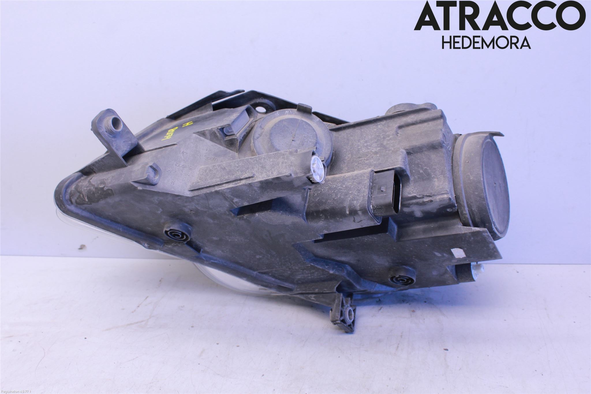 Volkswagen VW PASSAT 05-11 Strålkastare Höger