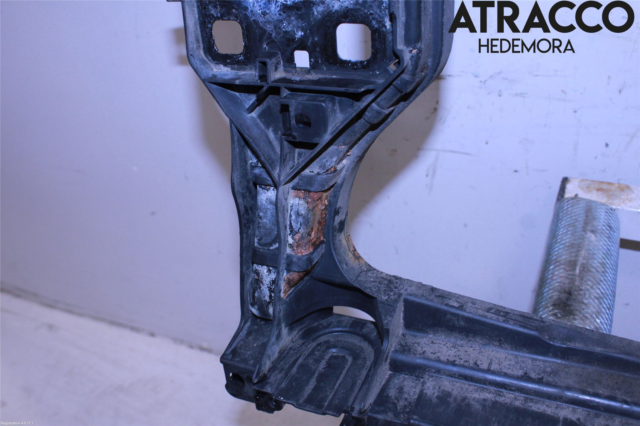 Audi A4/S4 08-11 Frontplåt