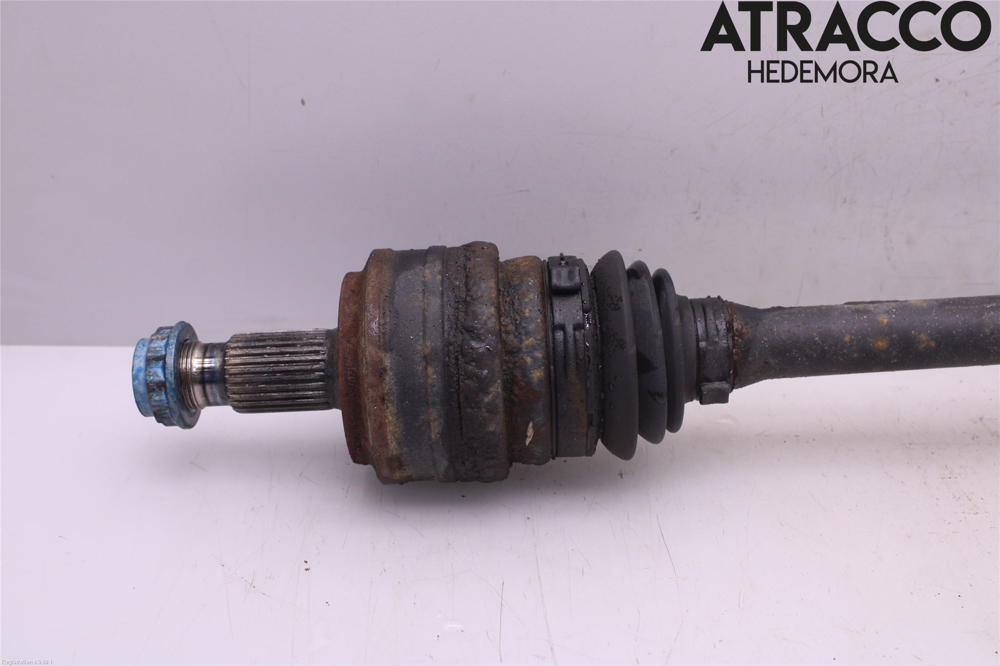 Mercedes-Benz MB C-KLASS (W205) 14-21 Drivaxel Bak Vänster