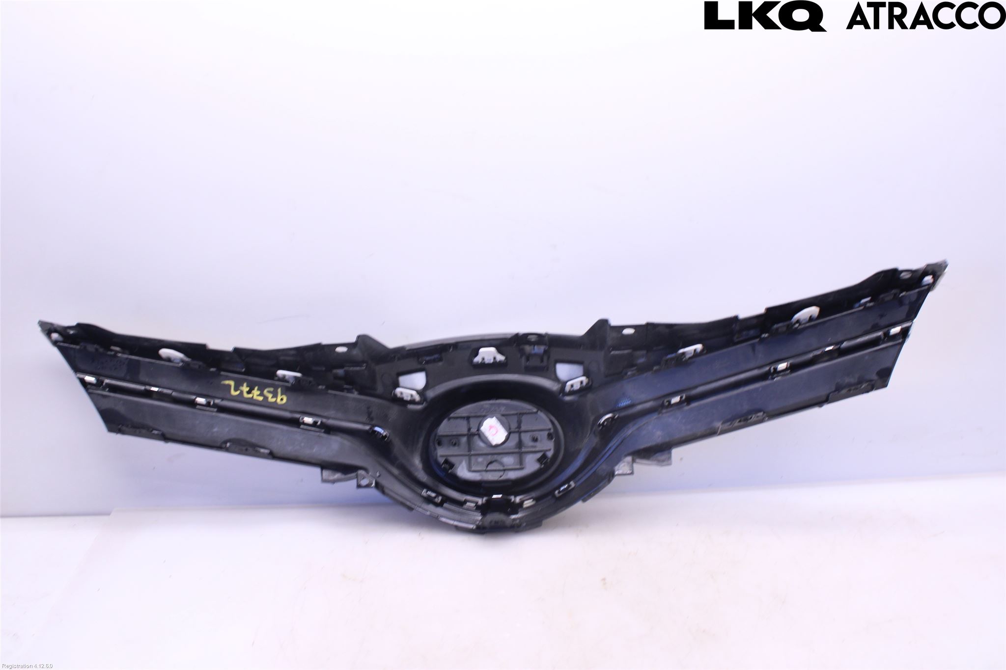 Toyota YARIS XP130 15-20 Grill Komp