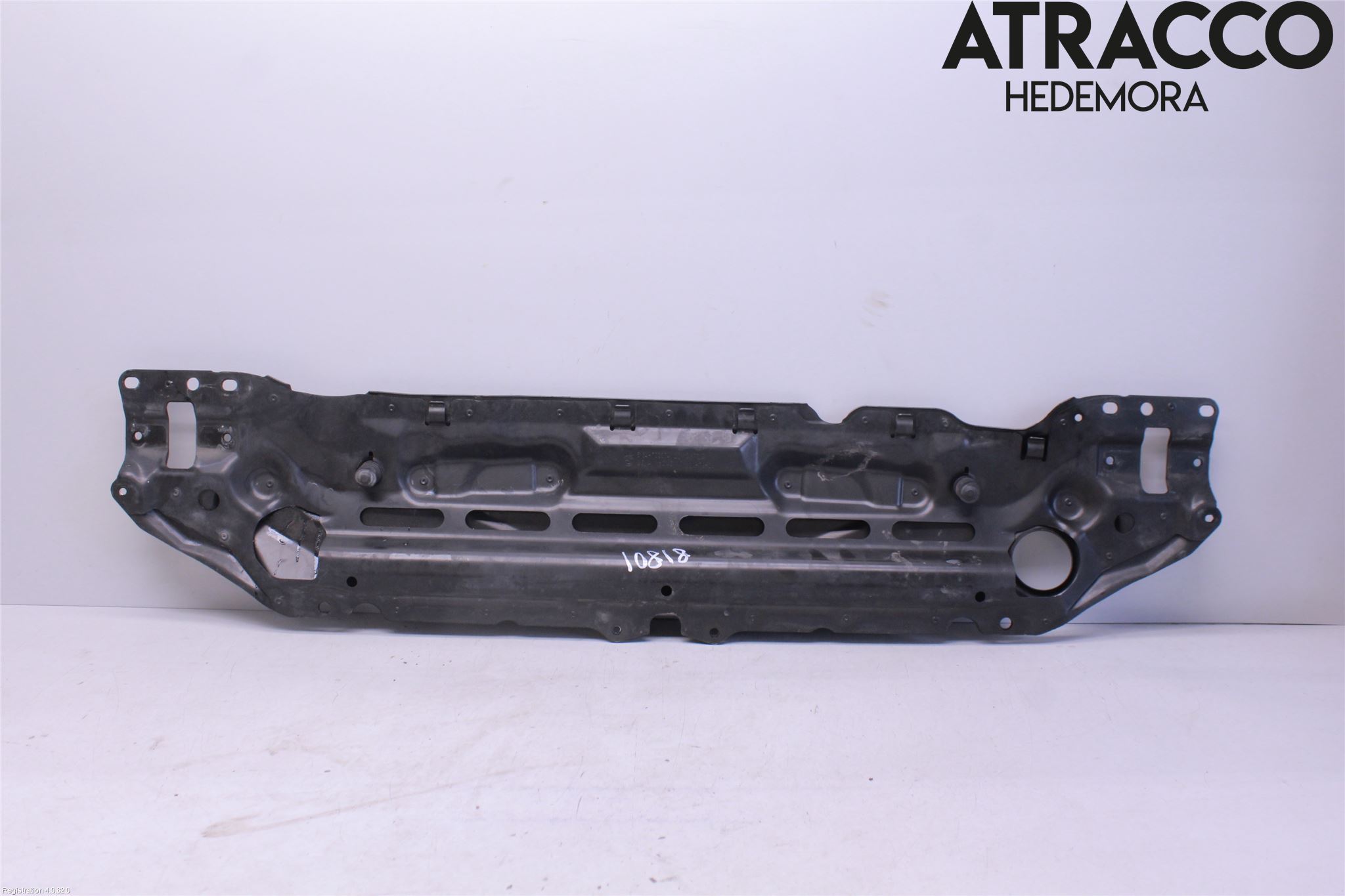 BMW 5 E60/61 Sed/Tou 02-10 Front Huvlåsplåt-Balk