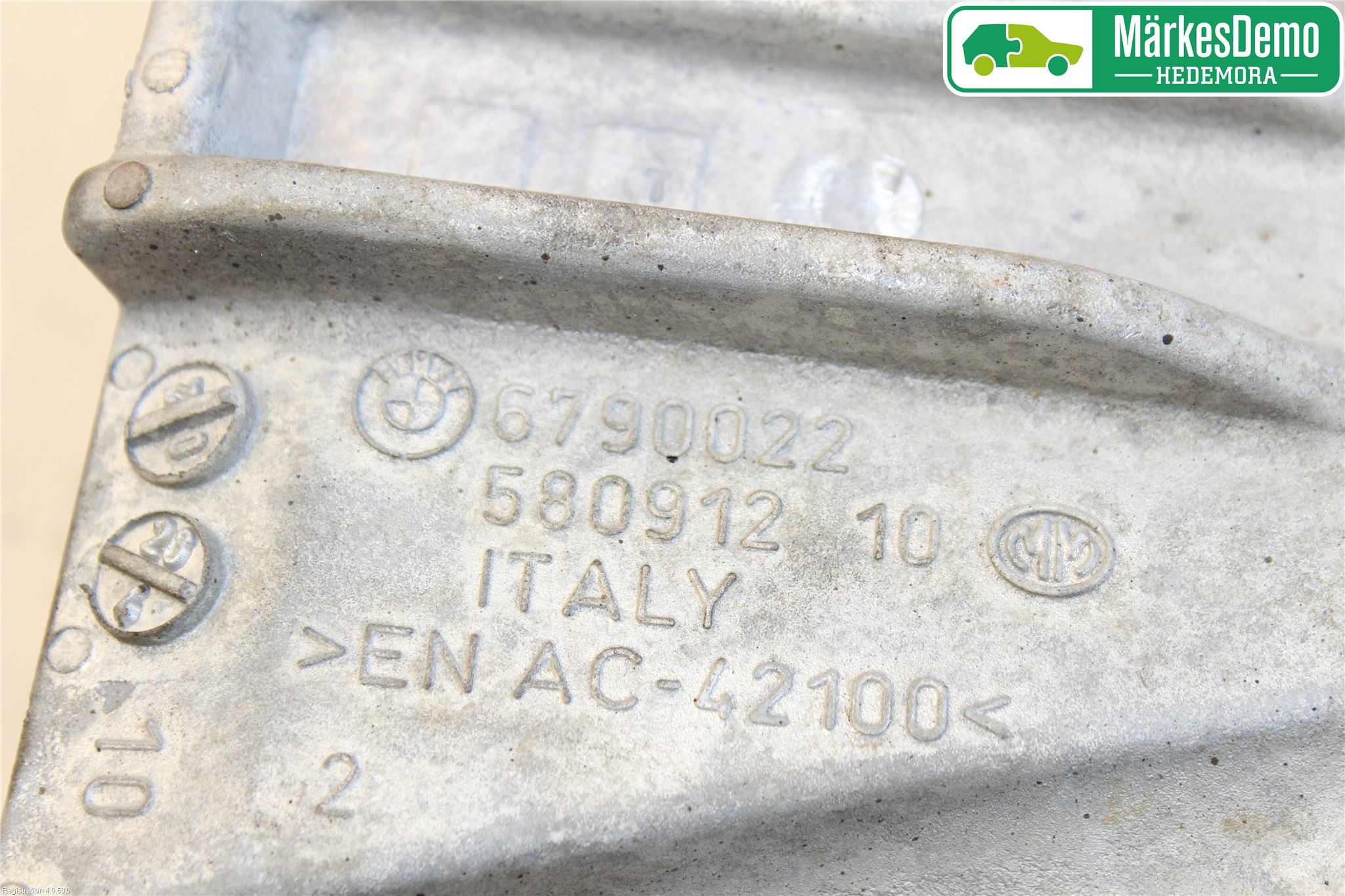 BMW X6 E71/E72   08-14 Motorfäste