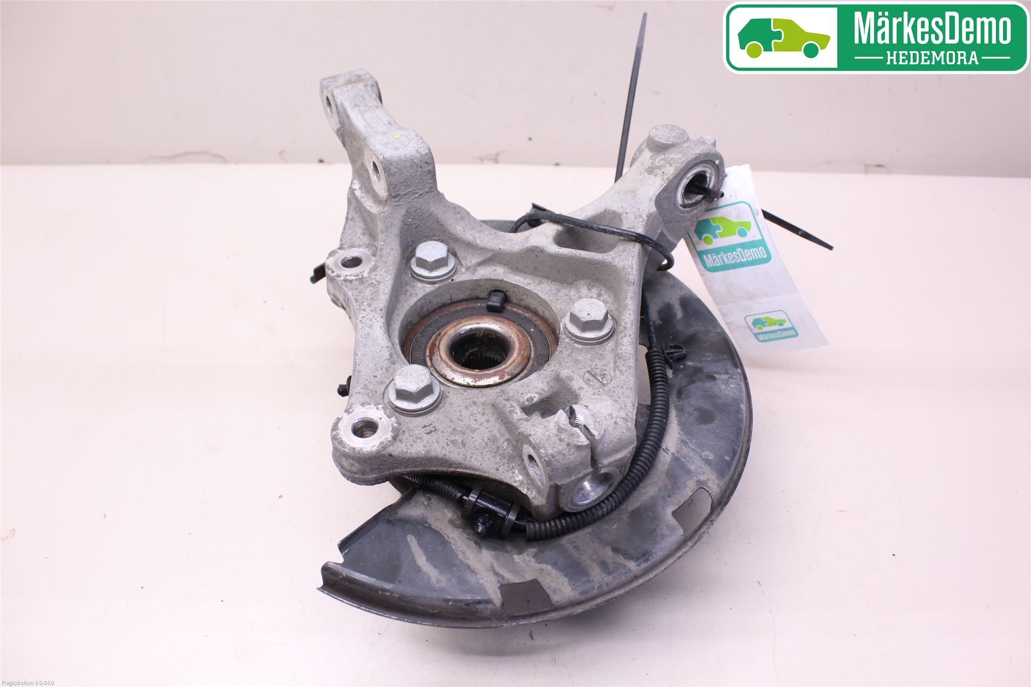 Opel ASTRA J 10-15 Styrspindel Lagerhus Hö