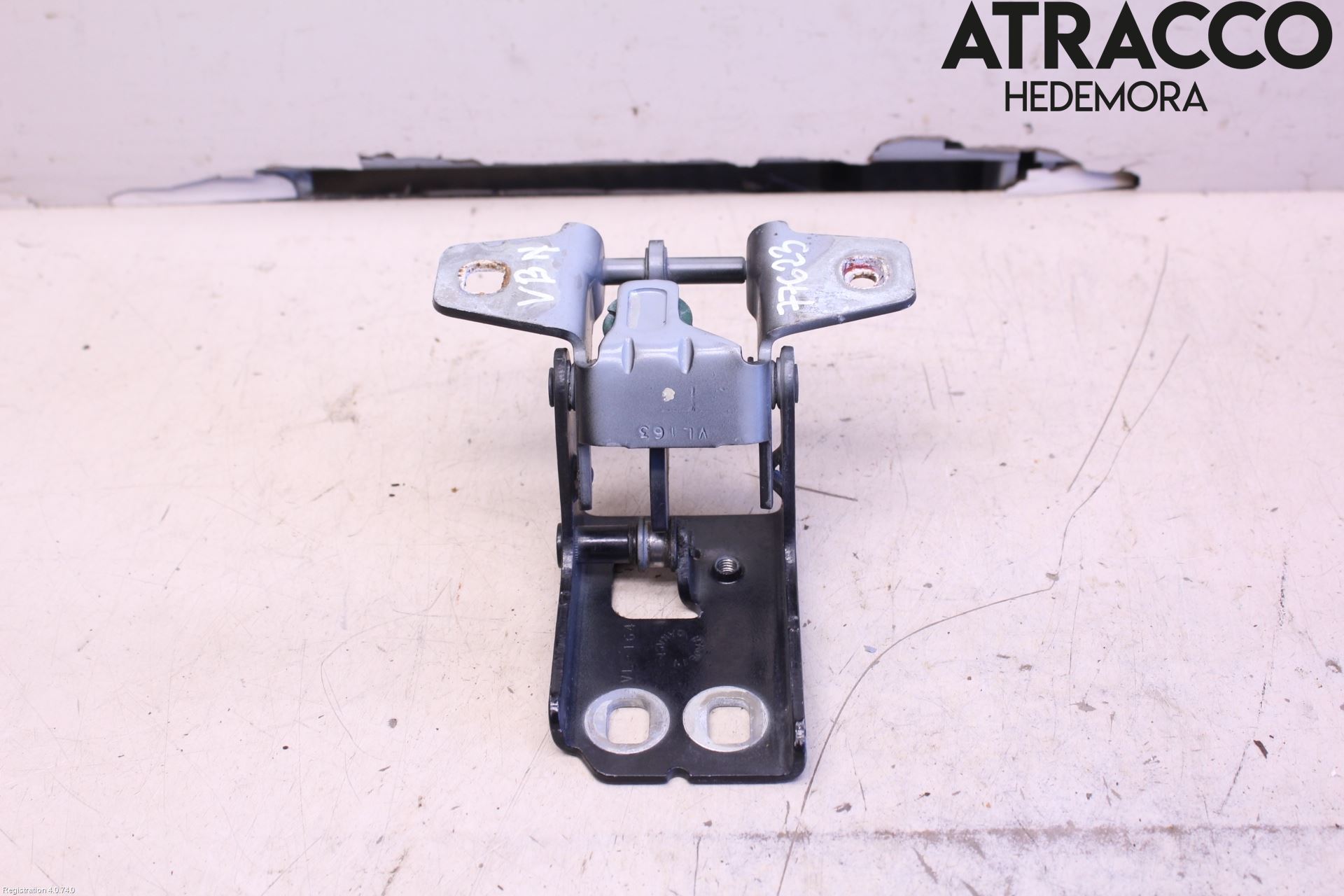 Dodge PICK UP RAM 81- Dörrgångjärn