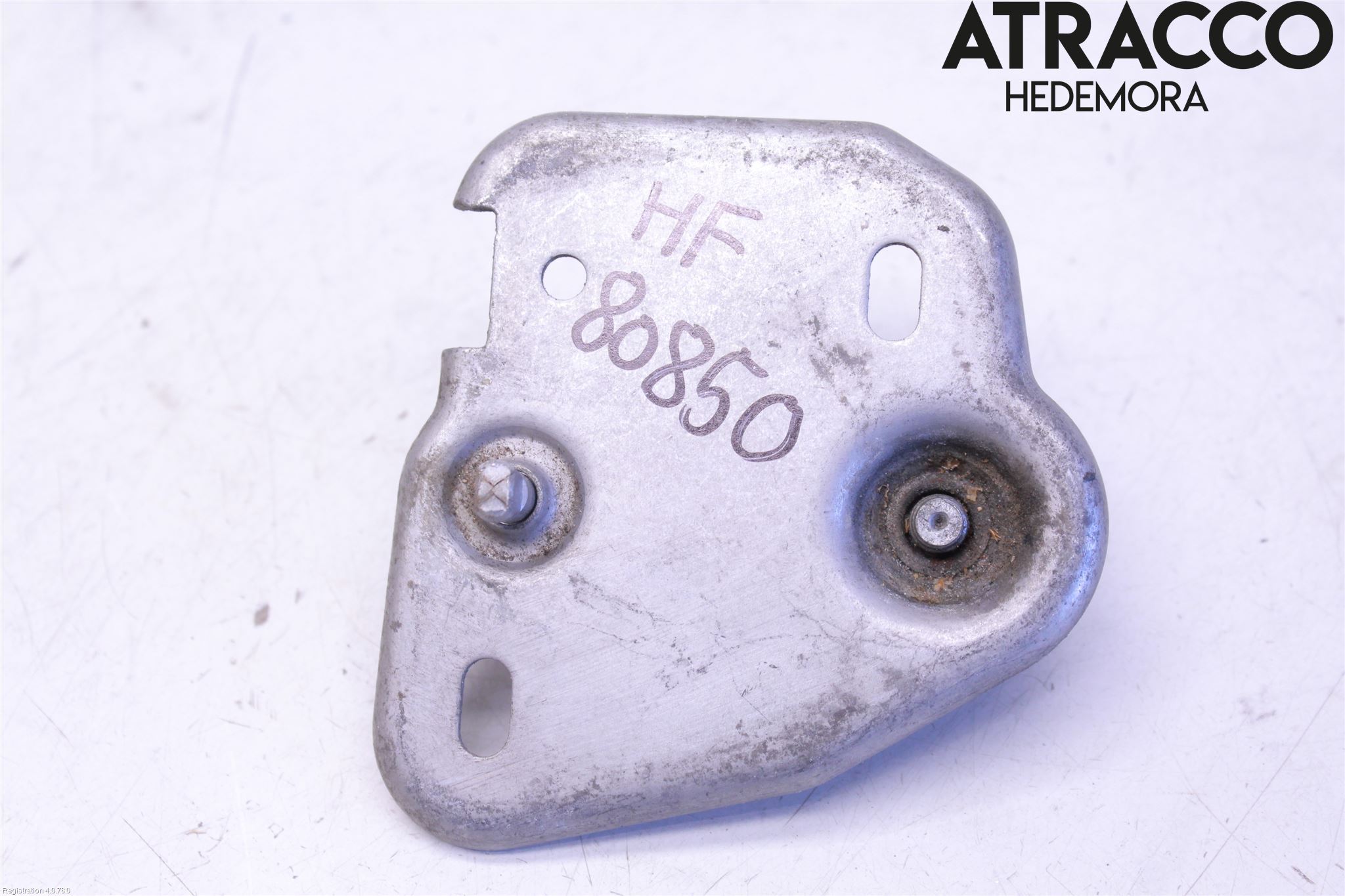 Skoda SUPERB 16-24 Huv Spärr