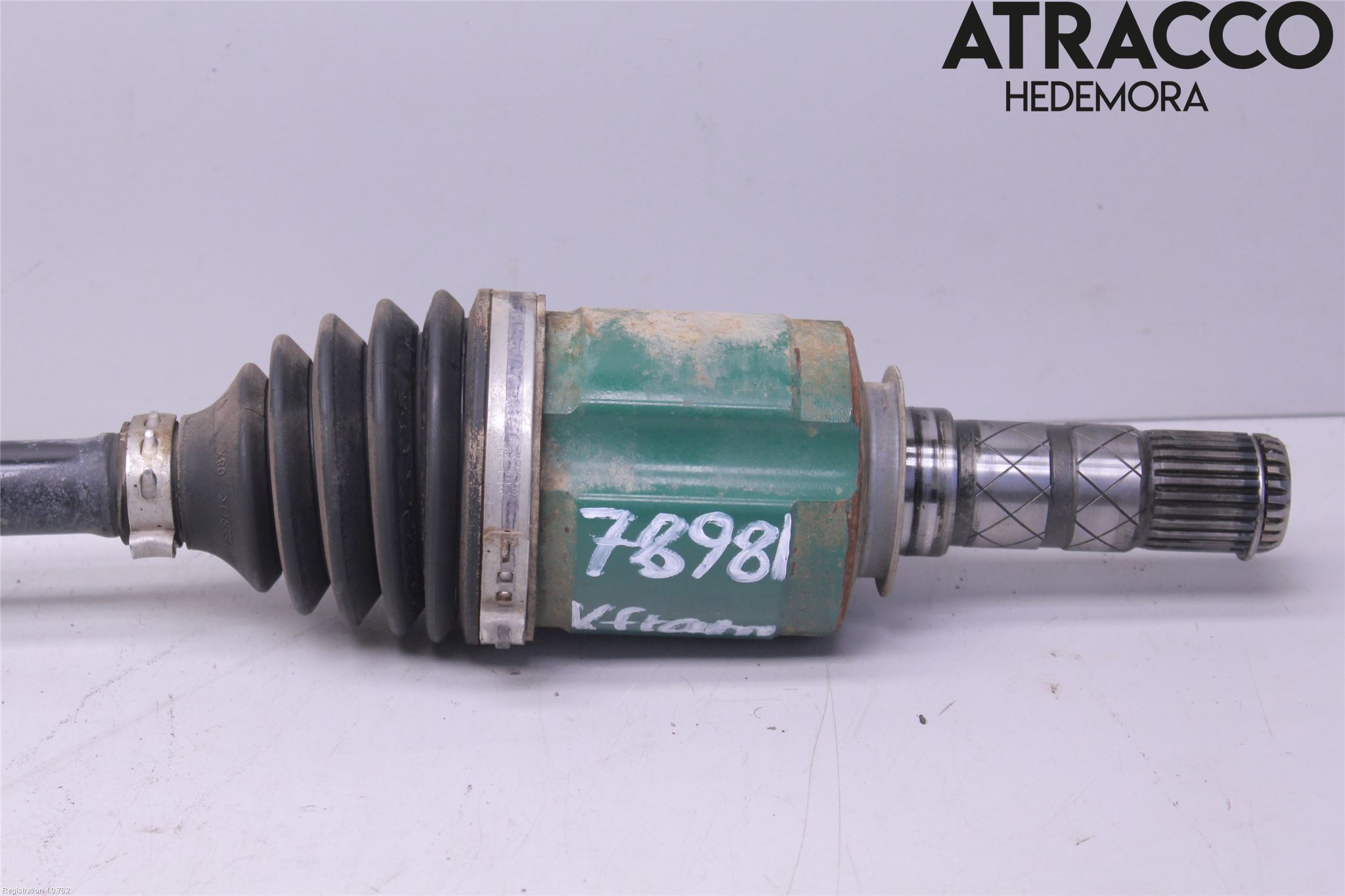 Subaru OUTBACK 10-15 Drivaxel Fram Vänster