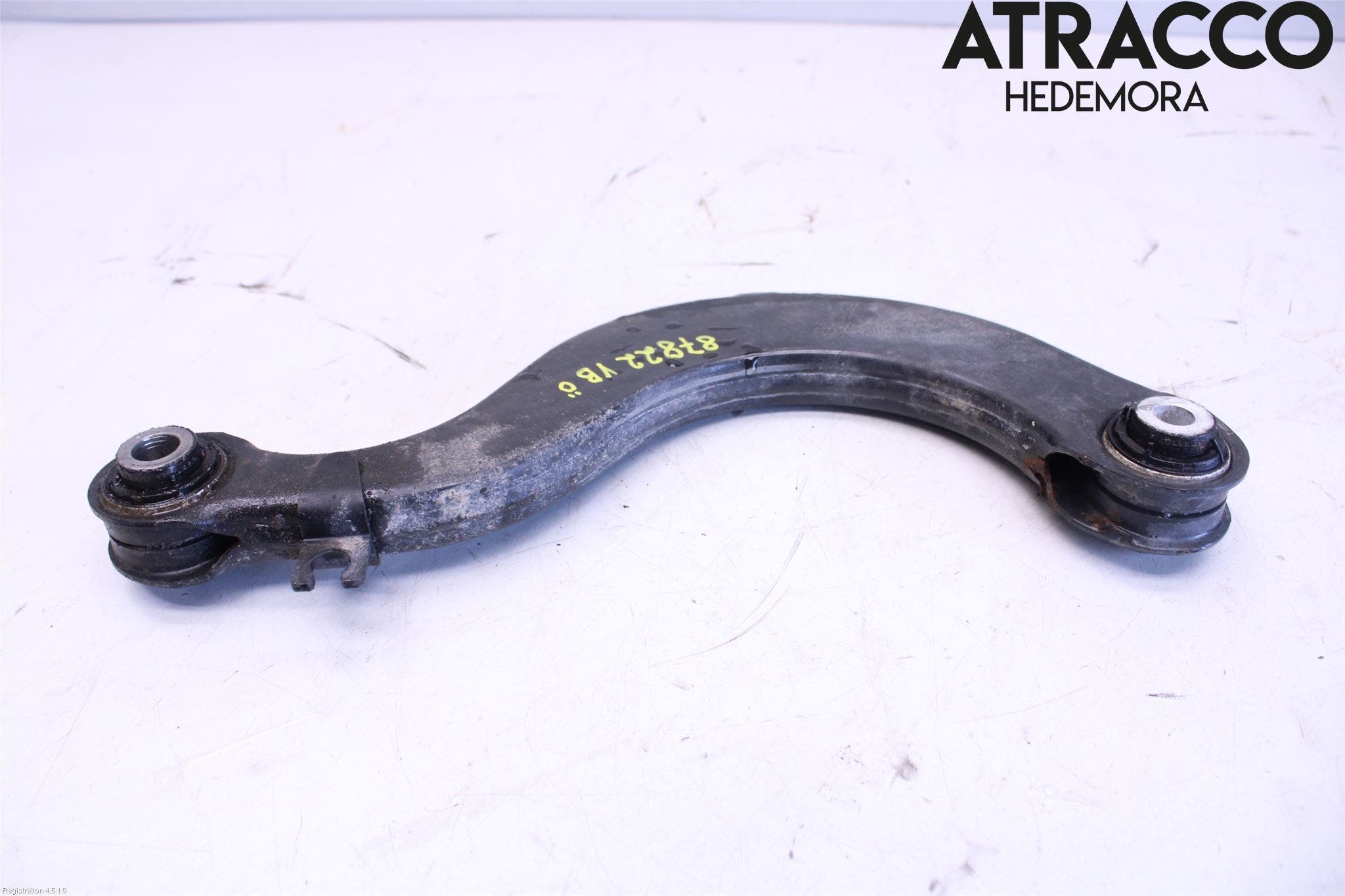 Volkswagen VW TIGUAN ALLSPACE 18- Bärarm Bak Övre Vänster