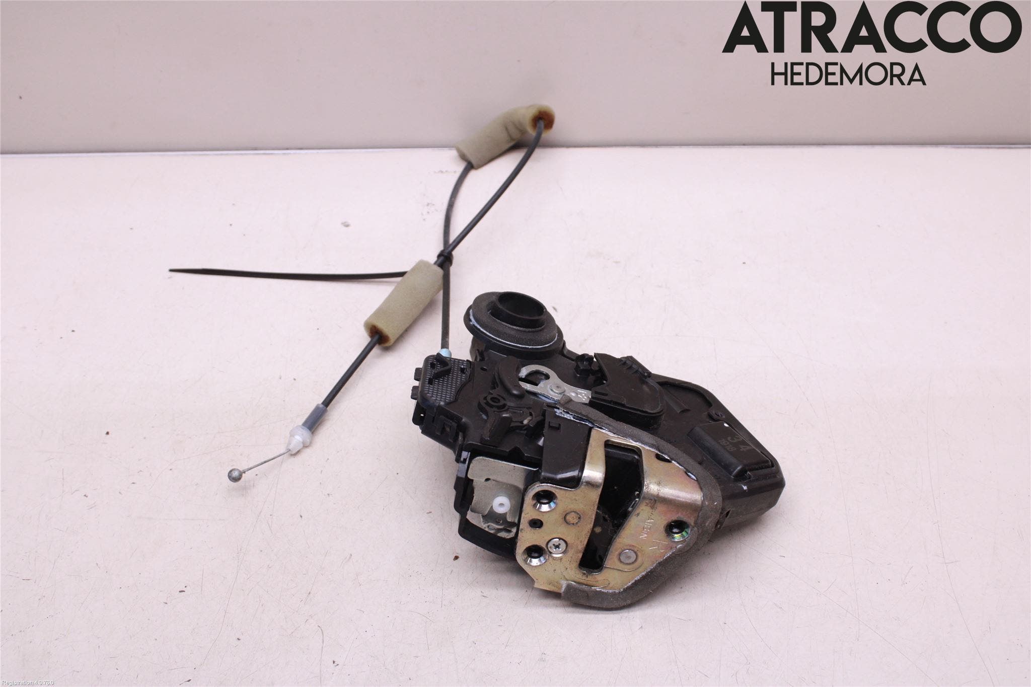 Toyota CAMRY 01-06 Låskista-Dörrlås