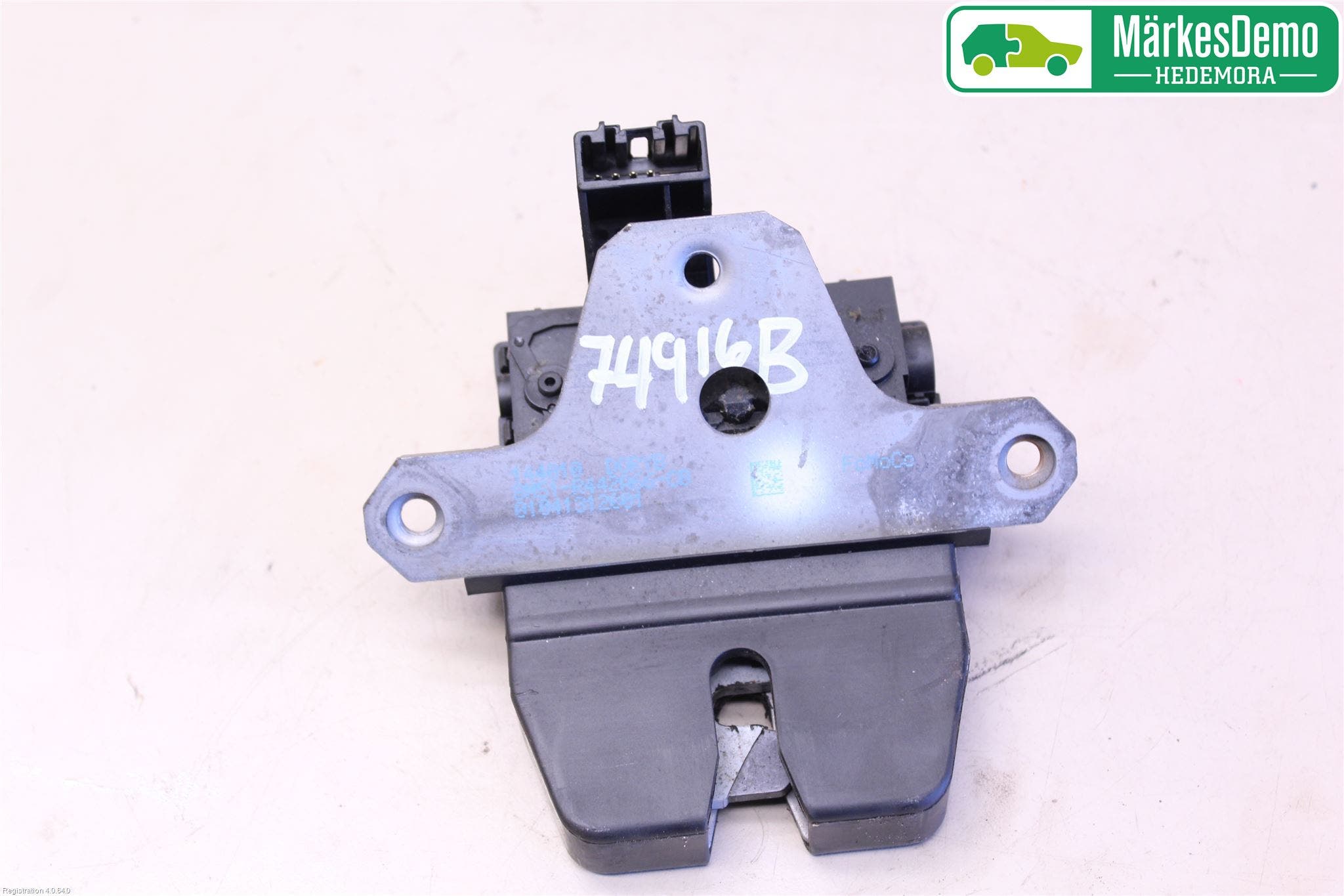 Ford FOCUS 08-11 Låskista Baklucka