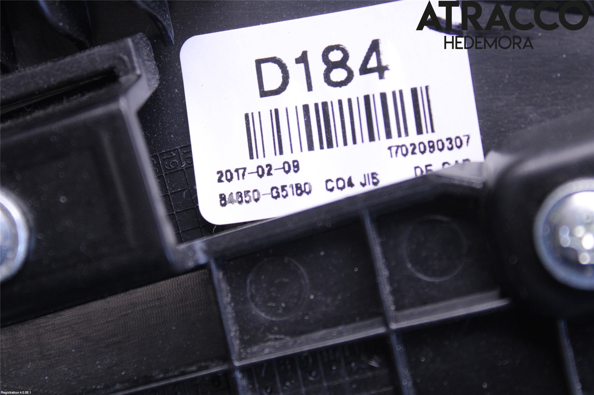 Kia NIRO (DE) 17-22 Instrumentkonsoll Mitt