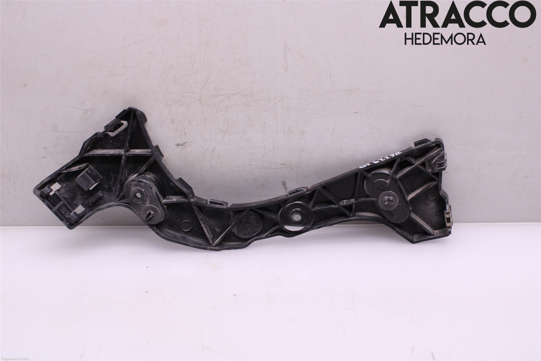 Ford FOCUS 11-14 Stötfångarfäste Bak Hö