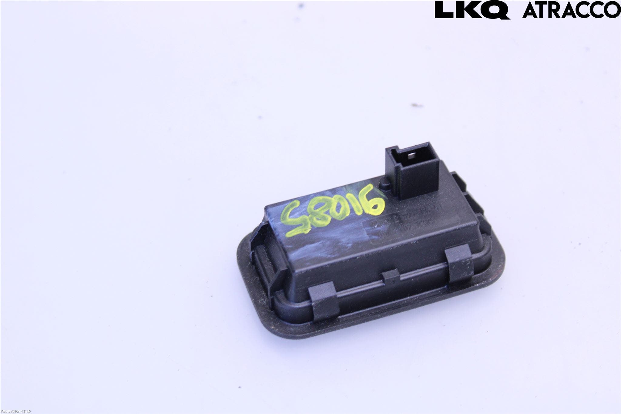 Mercedes-Benz MB E-KLASS (W212) 09-16 Strömställare Baklucka