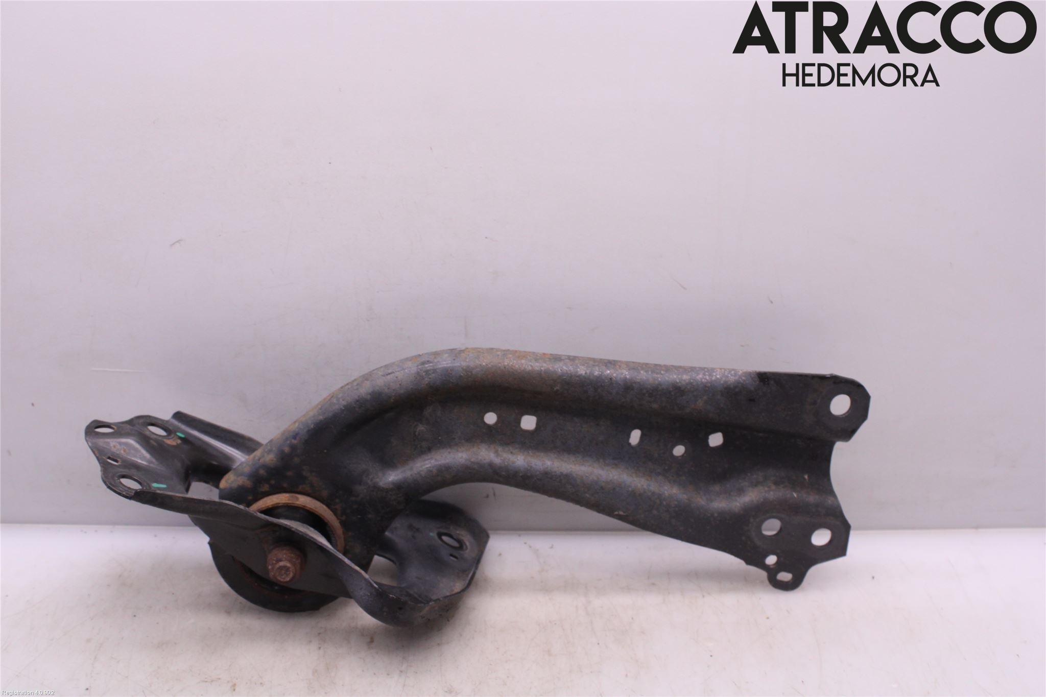 Toyota C-HR 16-23 Bärarm Bak Höger