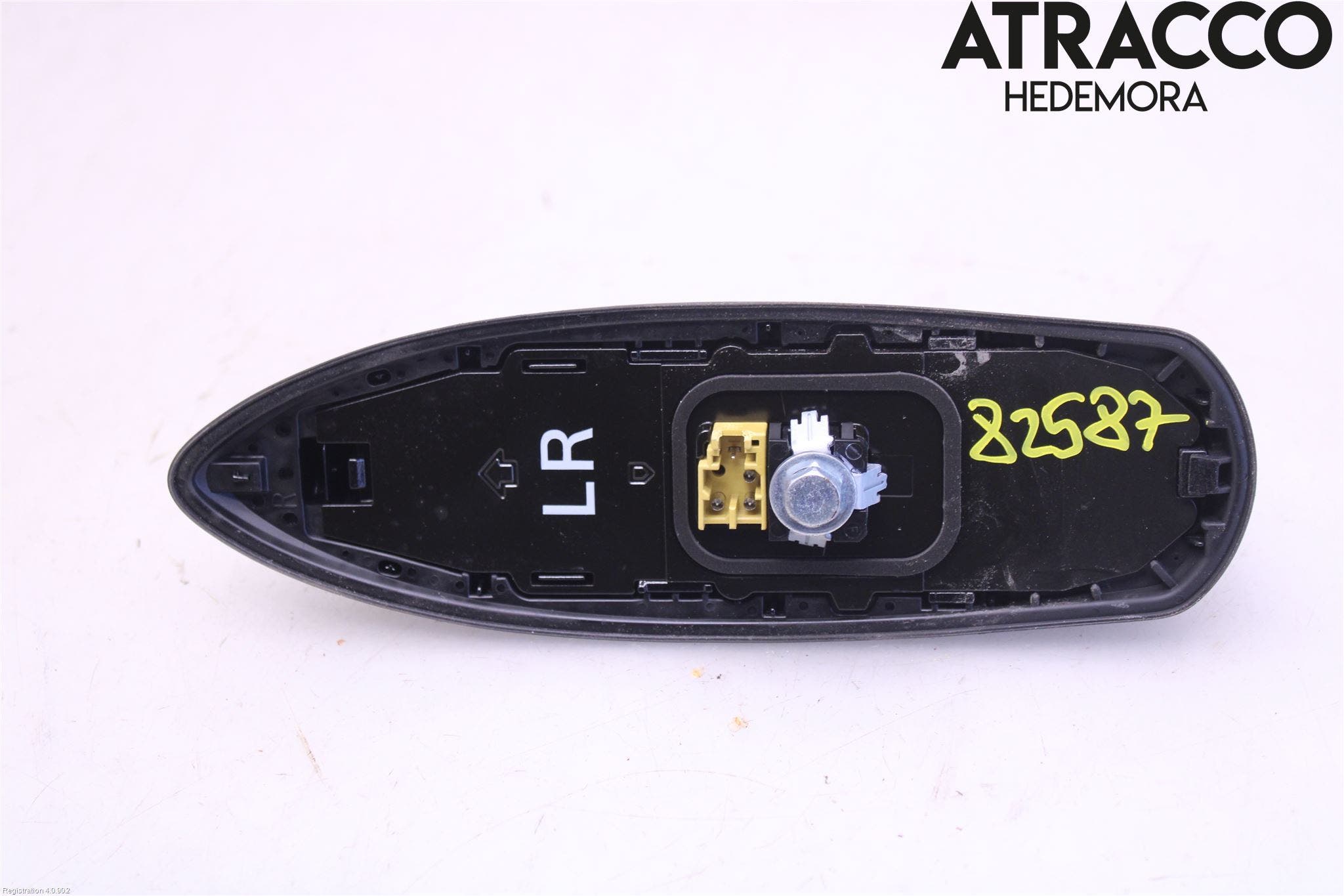 Toyota YARIS XP21 20- Antenn