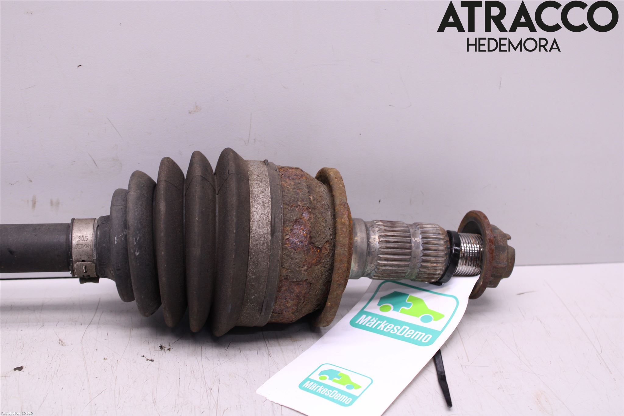 Opel INSIGNIA 17- Drivaxel Bak Höger