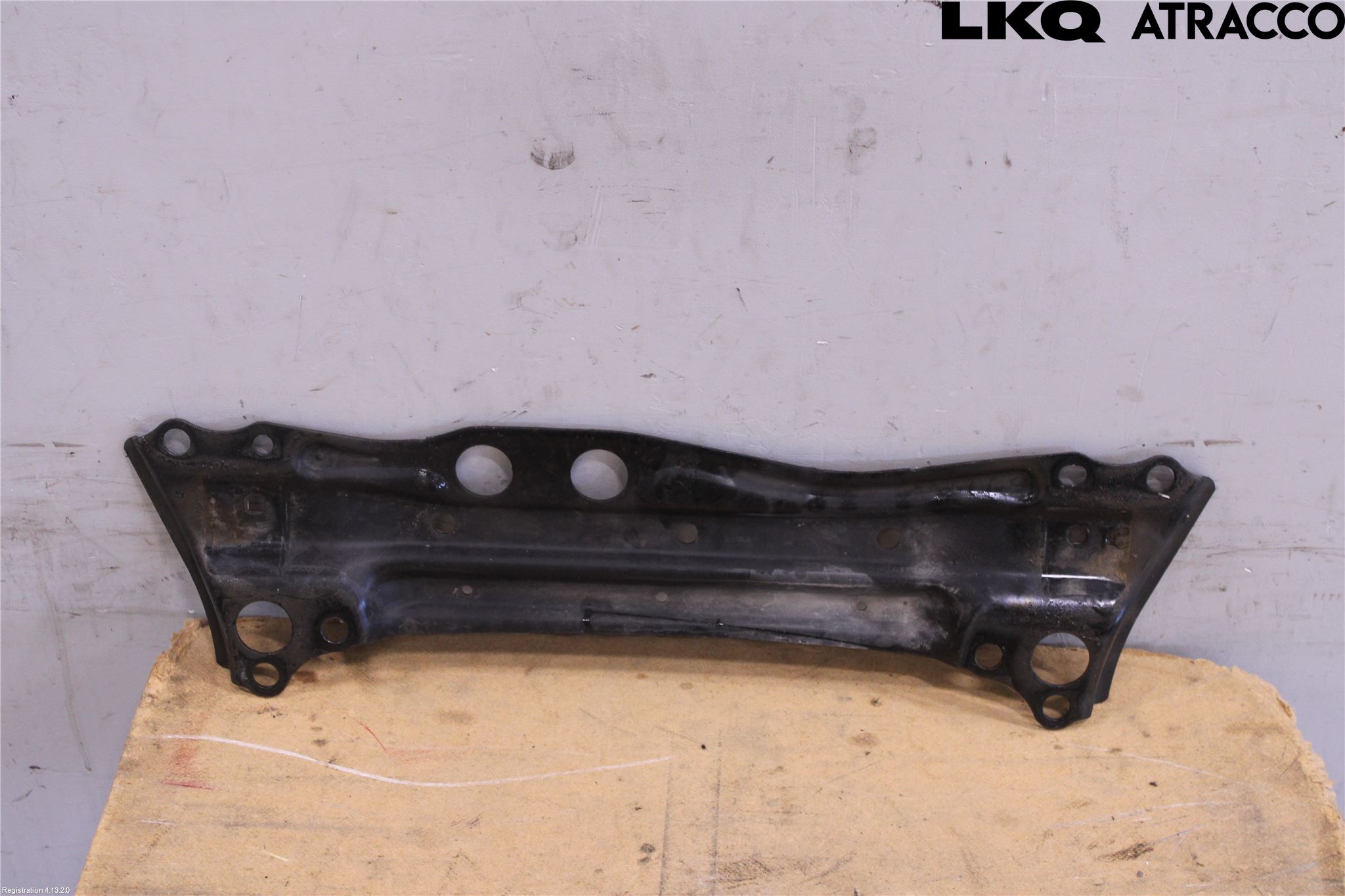 Toyota RAV4 13-18 Frontplåt