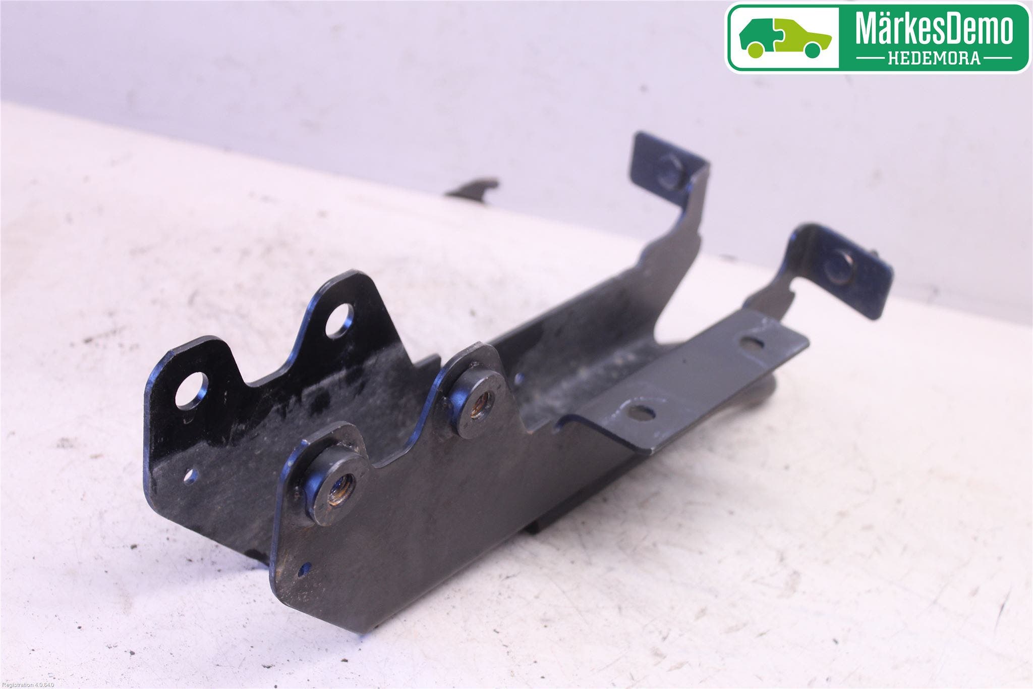 Ford TRANSIT SKÅP/BUSS 14-22 Bogserögla