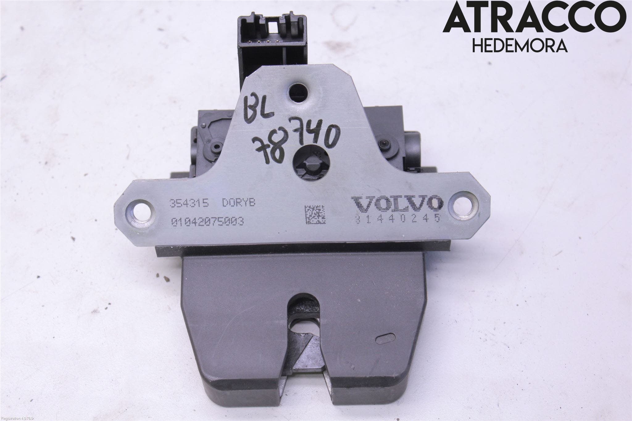 Volvo V40 12-19 Låskista Baklucka