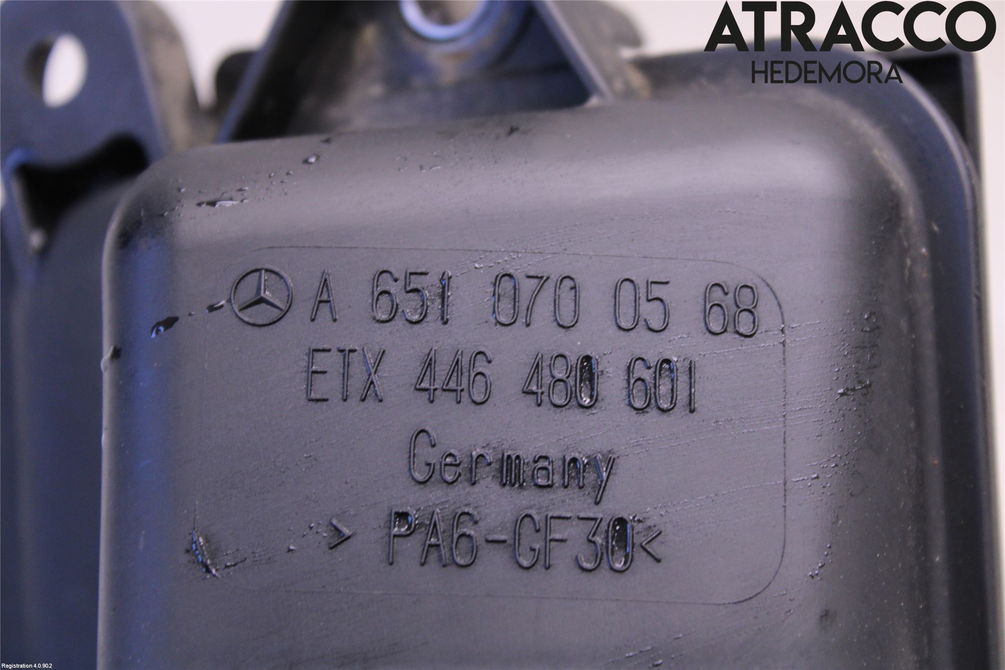 Mercedes-Benz MB C-KLASS (W204) 07-15 Vacuumtank