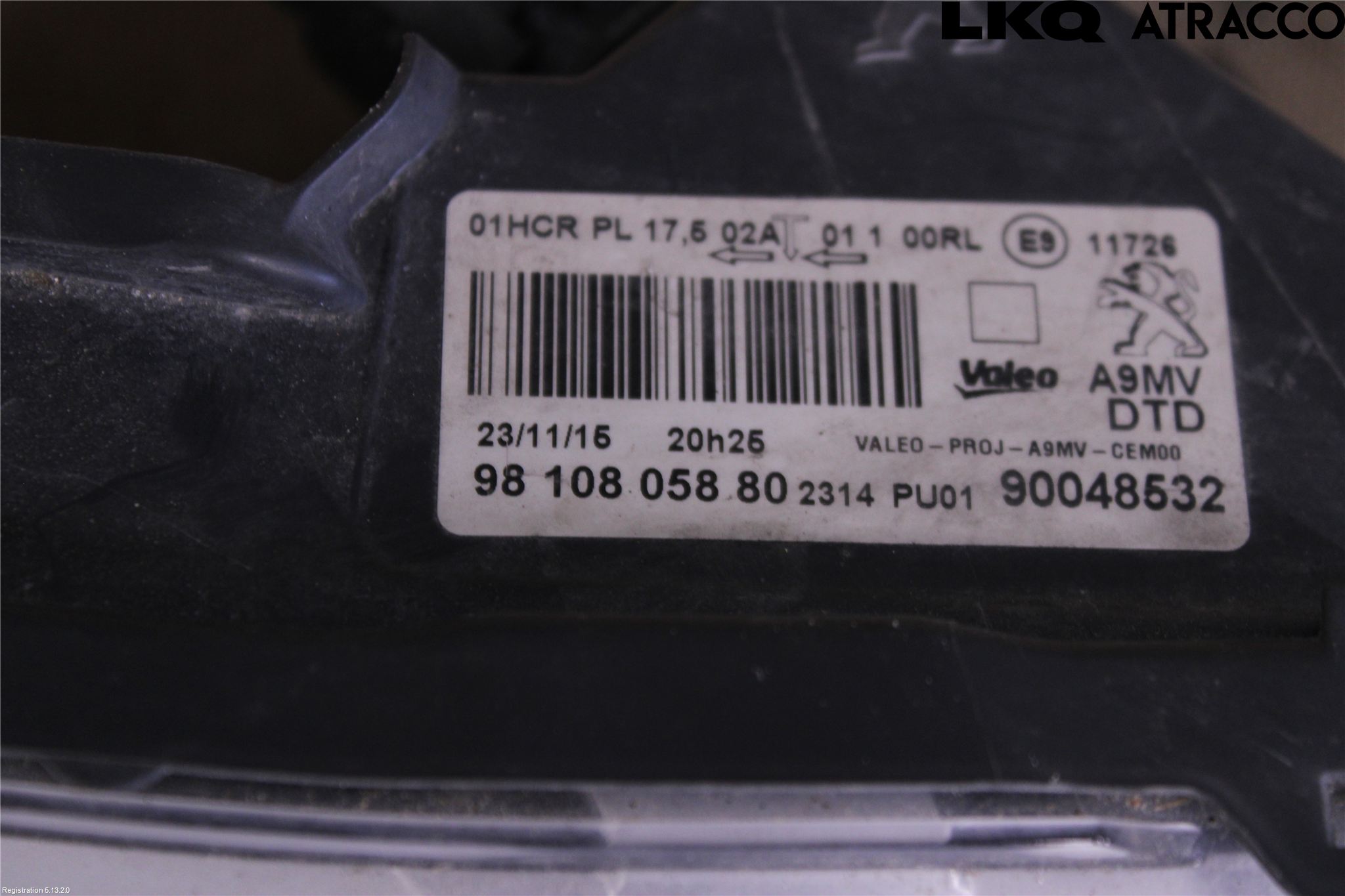 Peugeot PEUGOT 208 16-19 Strålkastare Höger