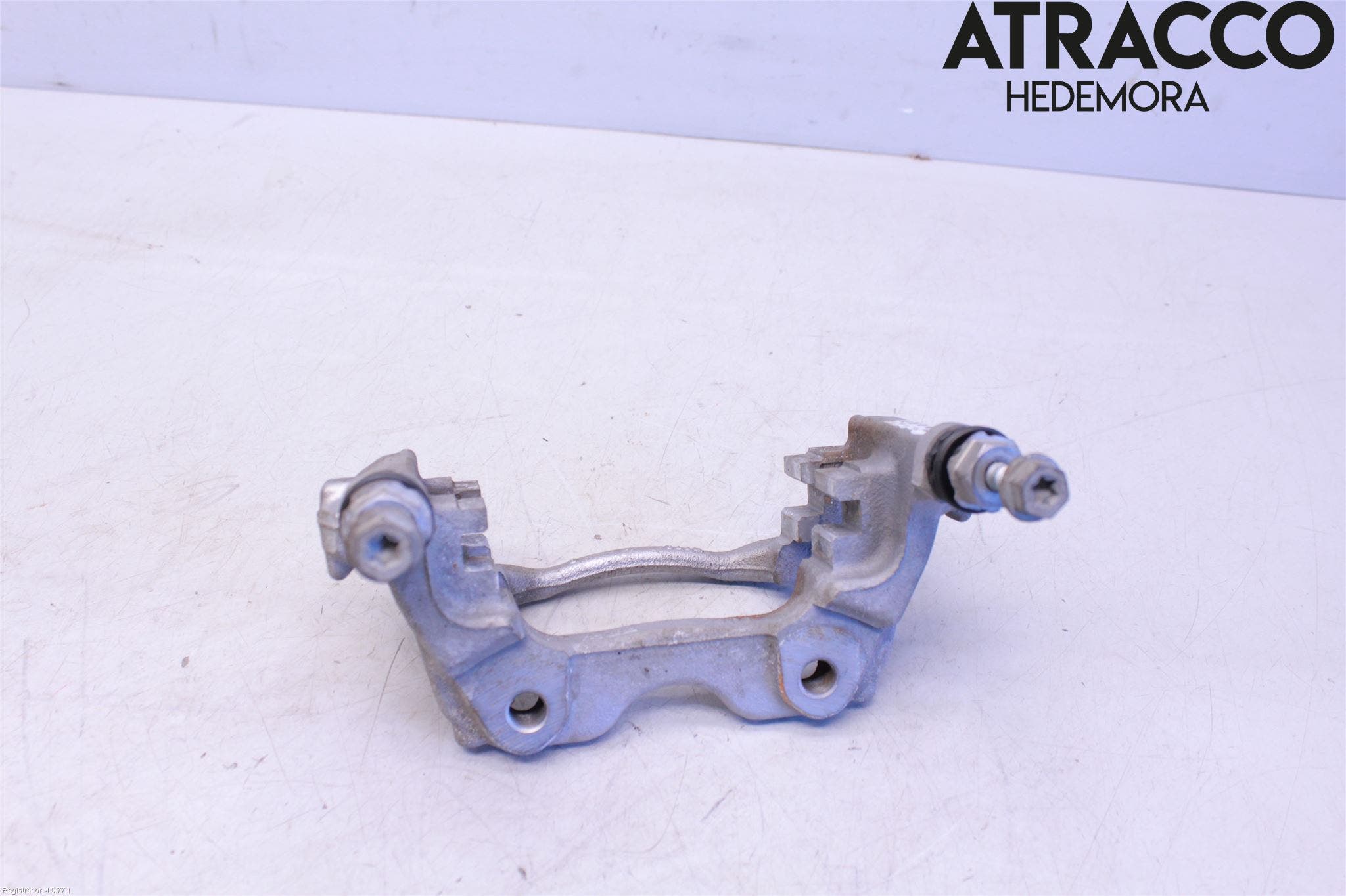 Toyota YARIS XP21 20- Bromsokshållare