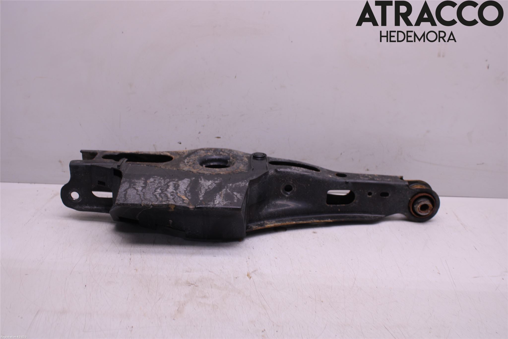 Toyota RAV4 19- Bärarm Bak Höger