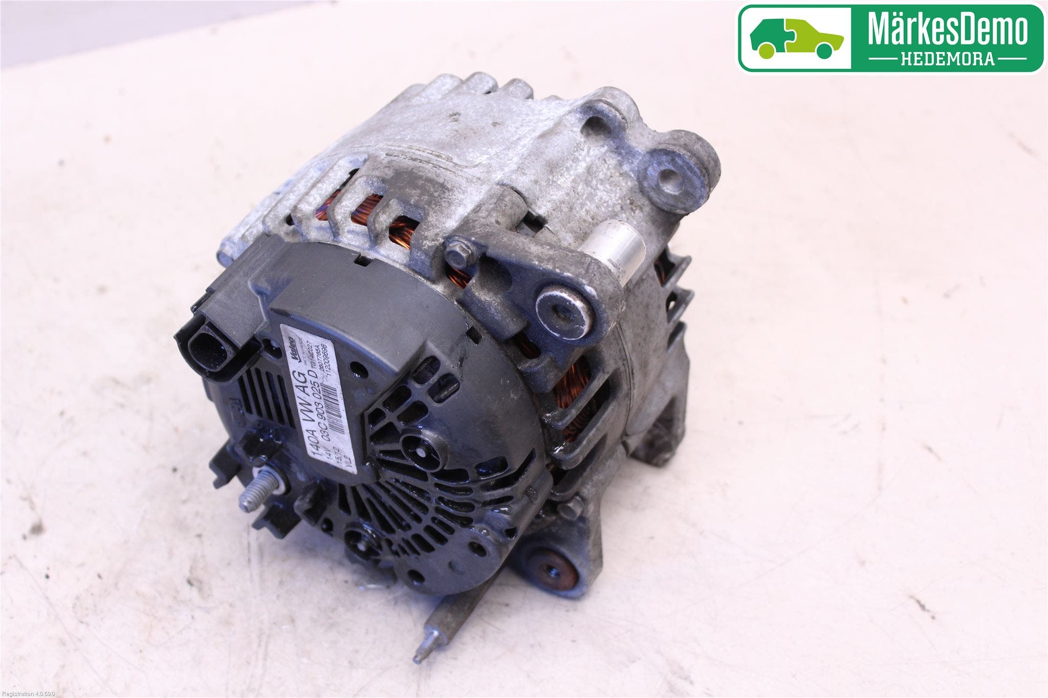 Volkswagen VW GOLF VI 09-13 Generator