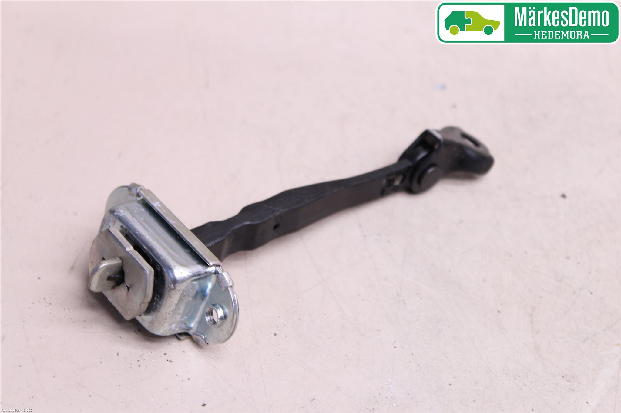 Nissan PULSAR Dörrstopp