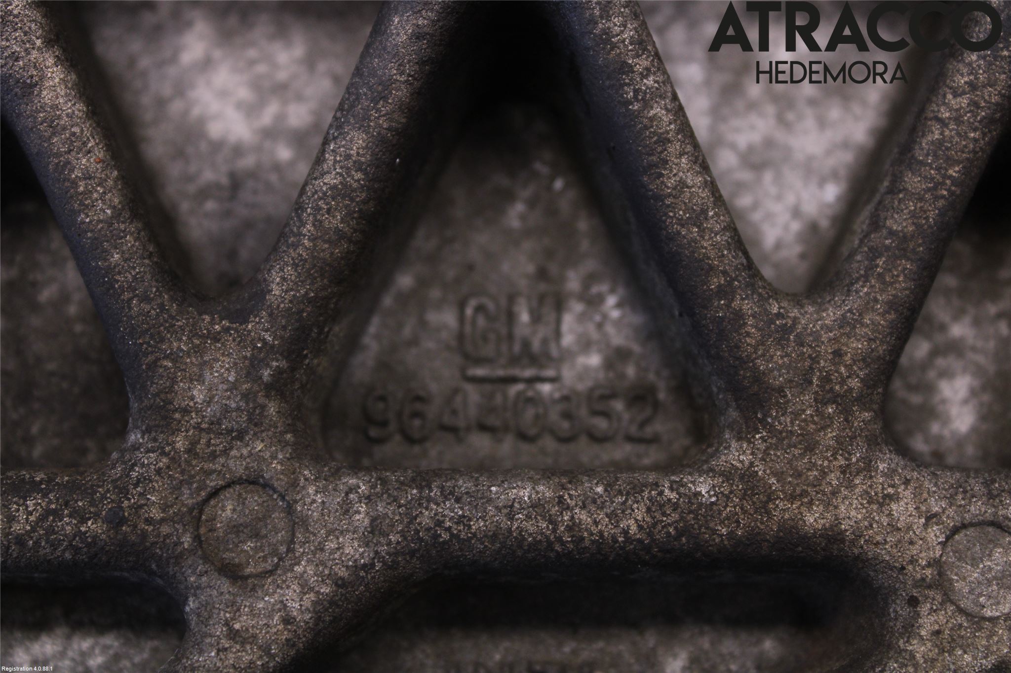 Chevrolet CAPTIVA Motorfäste