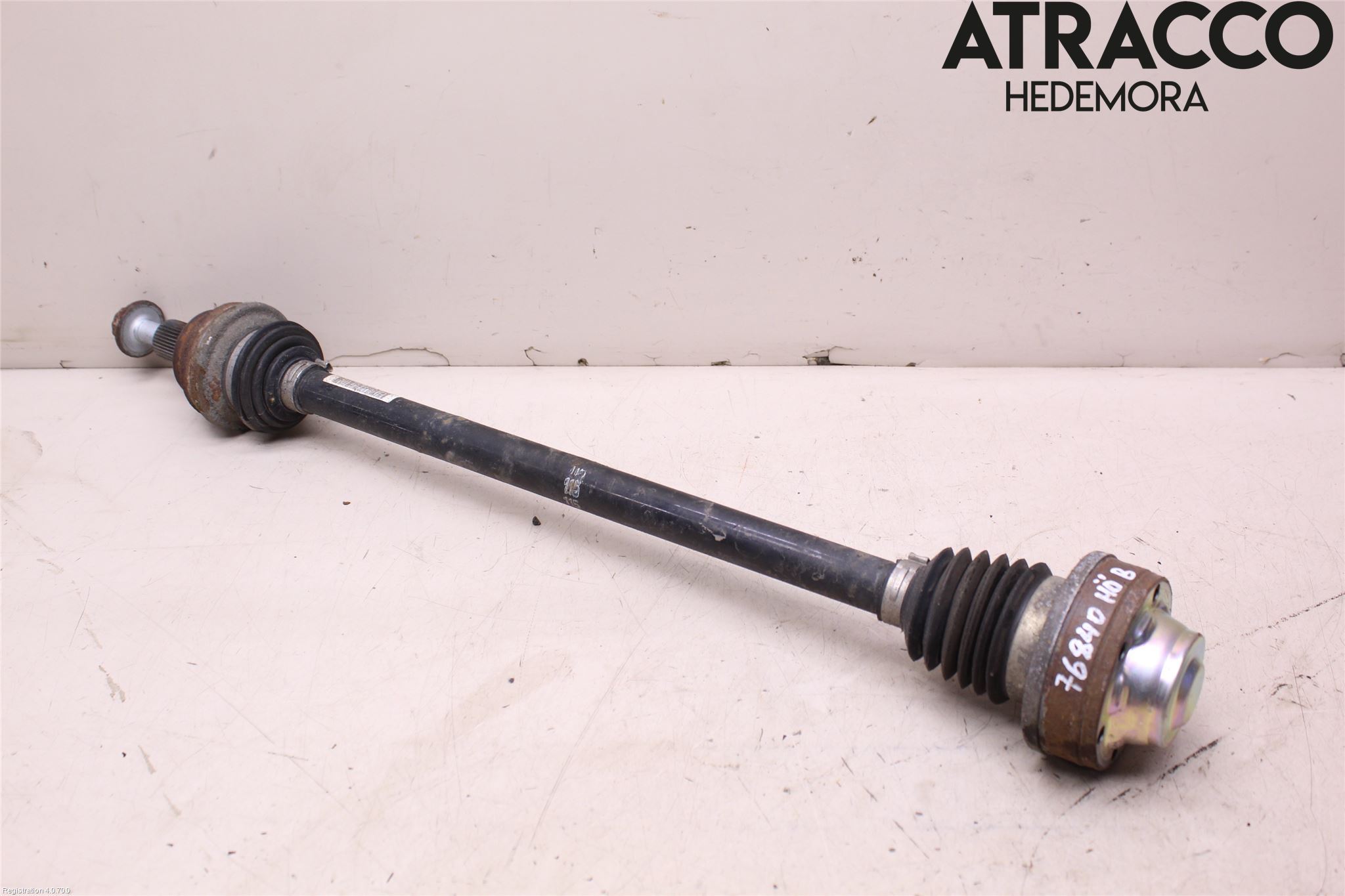 Volkswagen VW TIGUAN 16-24 Drivaxel Bak Höger