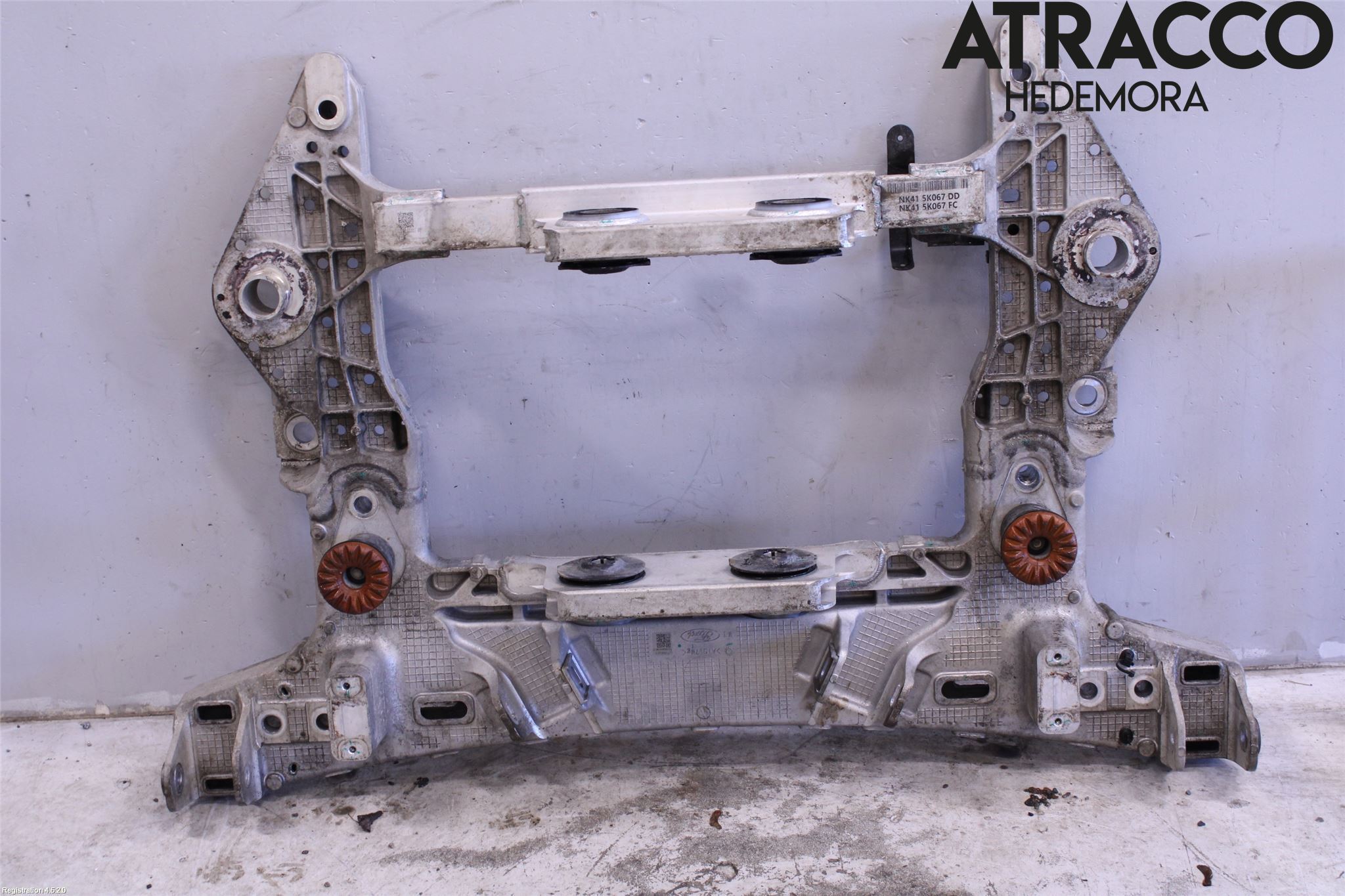 Ford E-TRANSIT SKÅP/BUSS 22- Bakaxelbalk