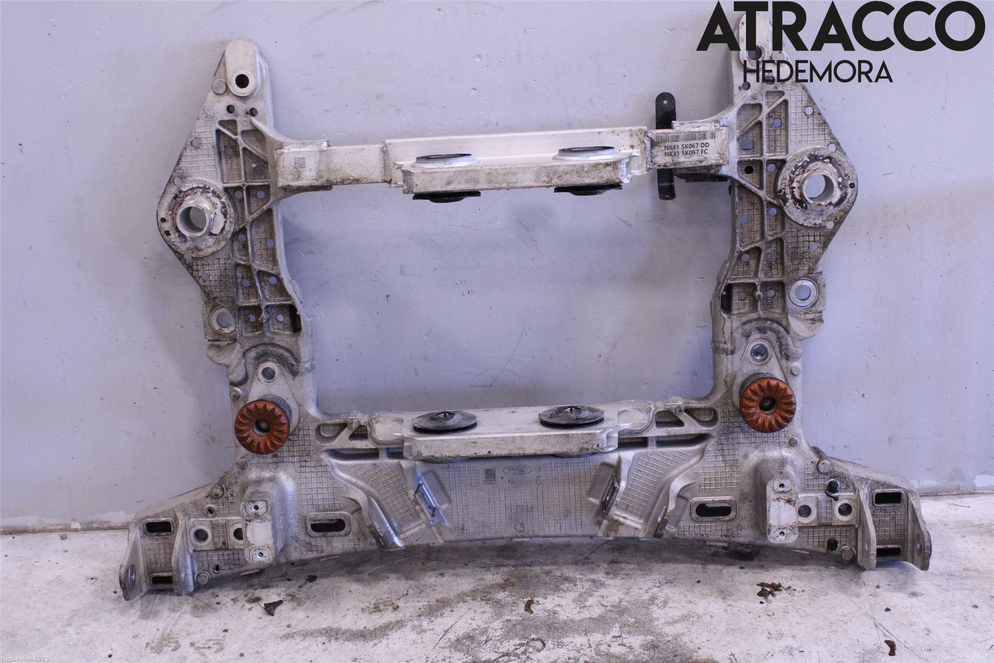 Ford E-TRANSIT SKÅP/BUSS 22- Bakaxelbalk