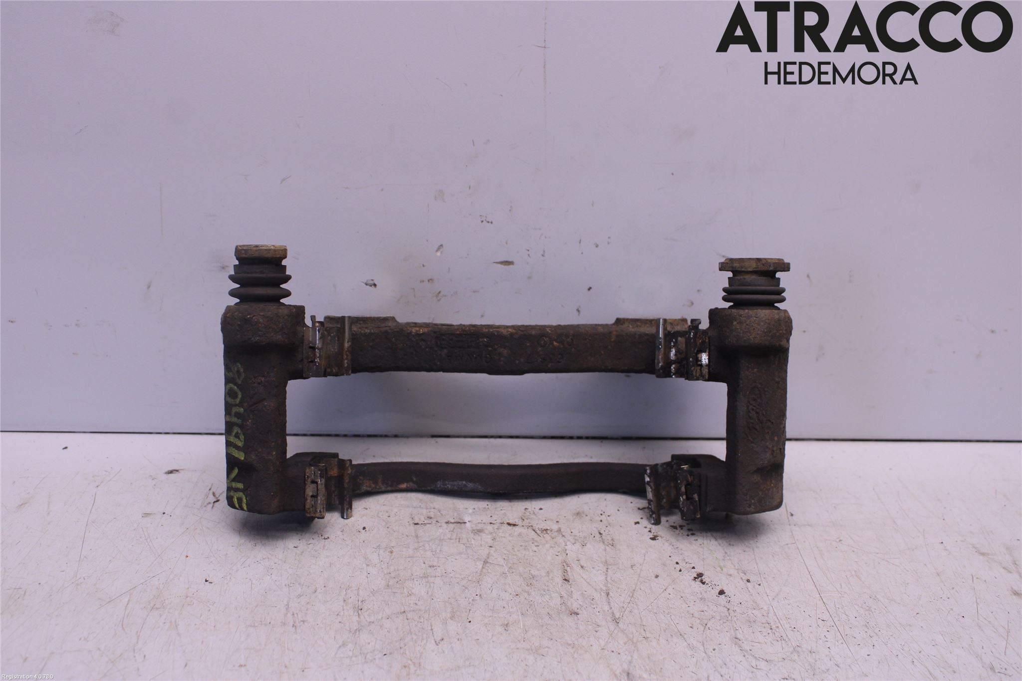 Ford TRANSIT SKÅP/BUSS 14-22 Bromsokshållare