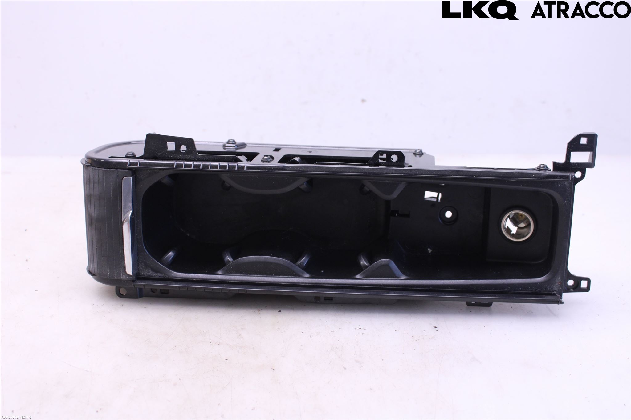 Volvo V90 17->> Mugghållare