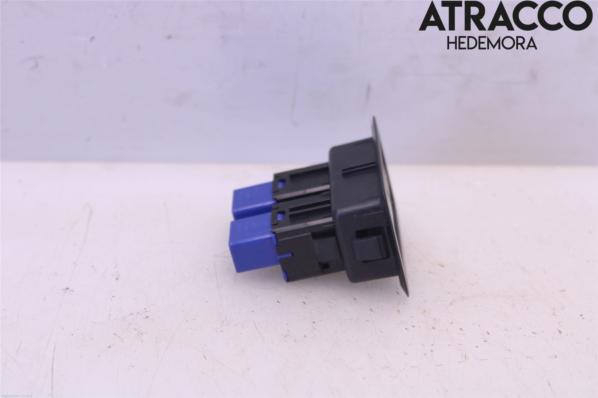 Toyota COROLLA 19- Strömställare Baklucka