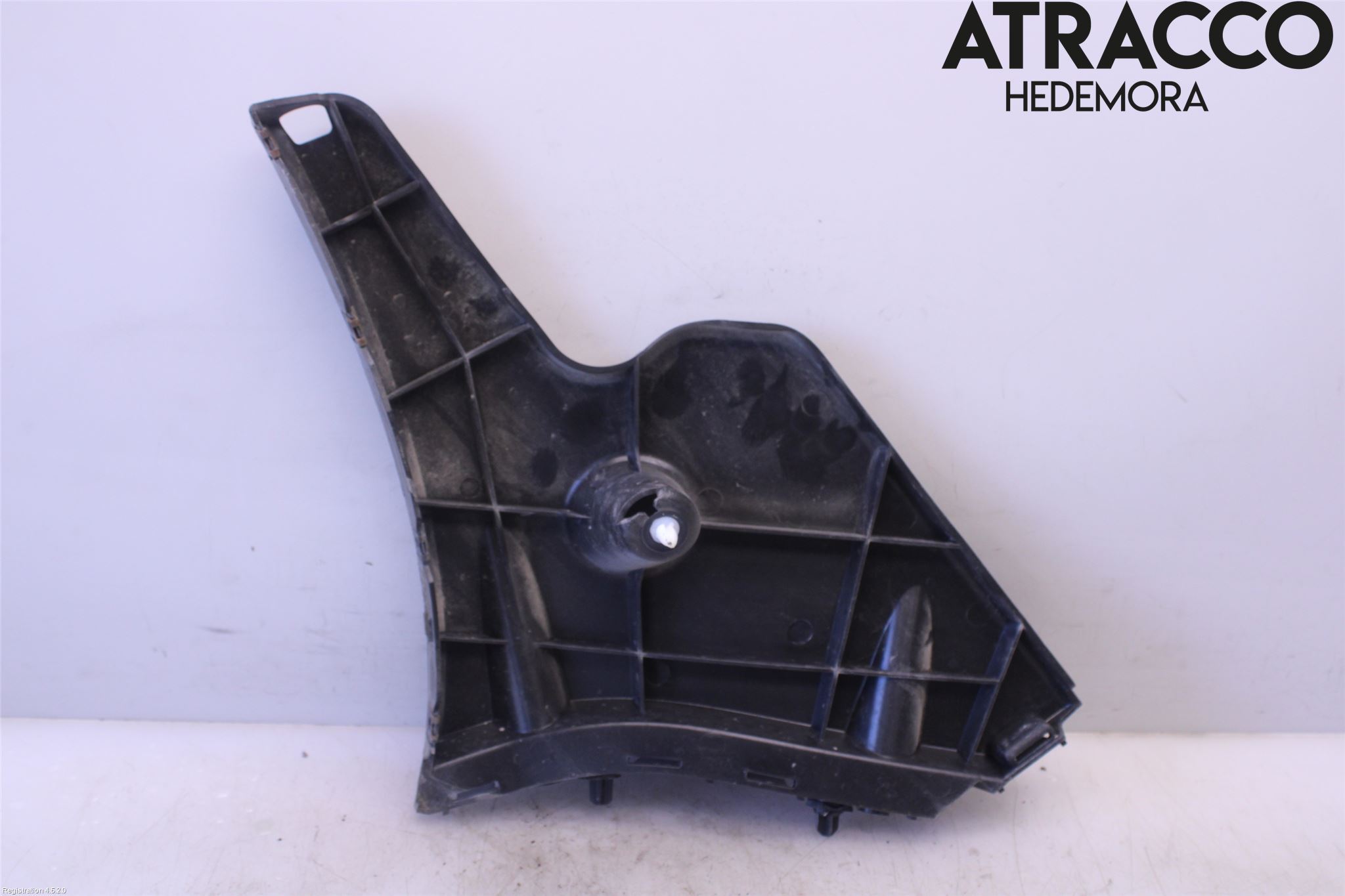 Volvo S60 11-13 Stötfångarfäste Bak Vä