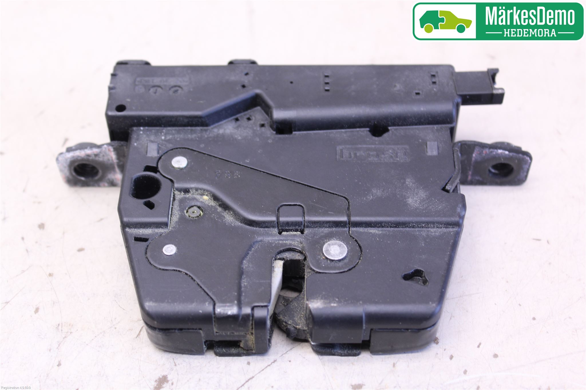 BMW 3 F30/F31/F80 12-19 Låskista Baklucka