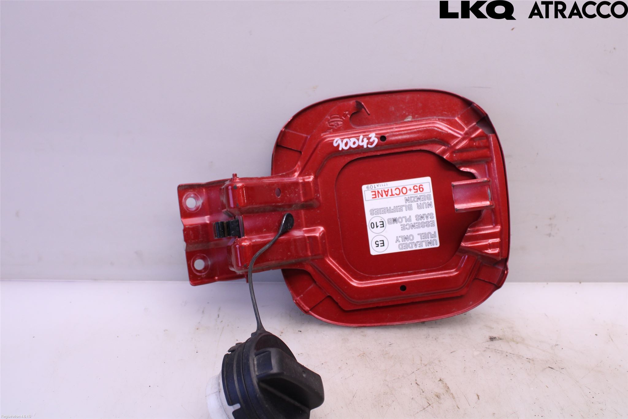 Mitsubishi OUTLANDER 13-21 Tanklucka