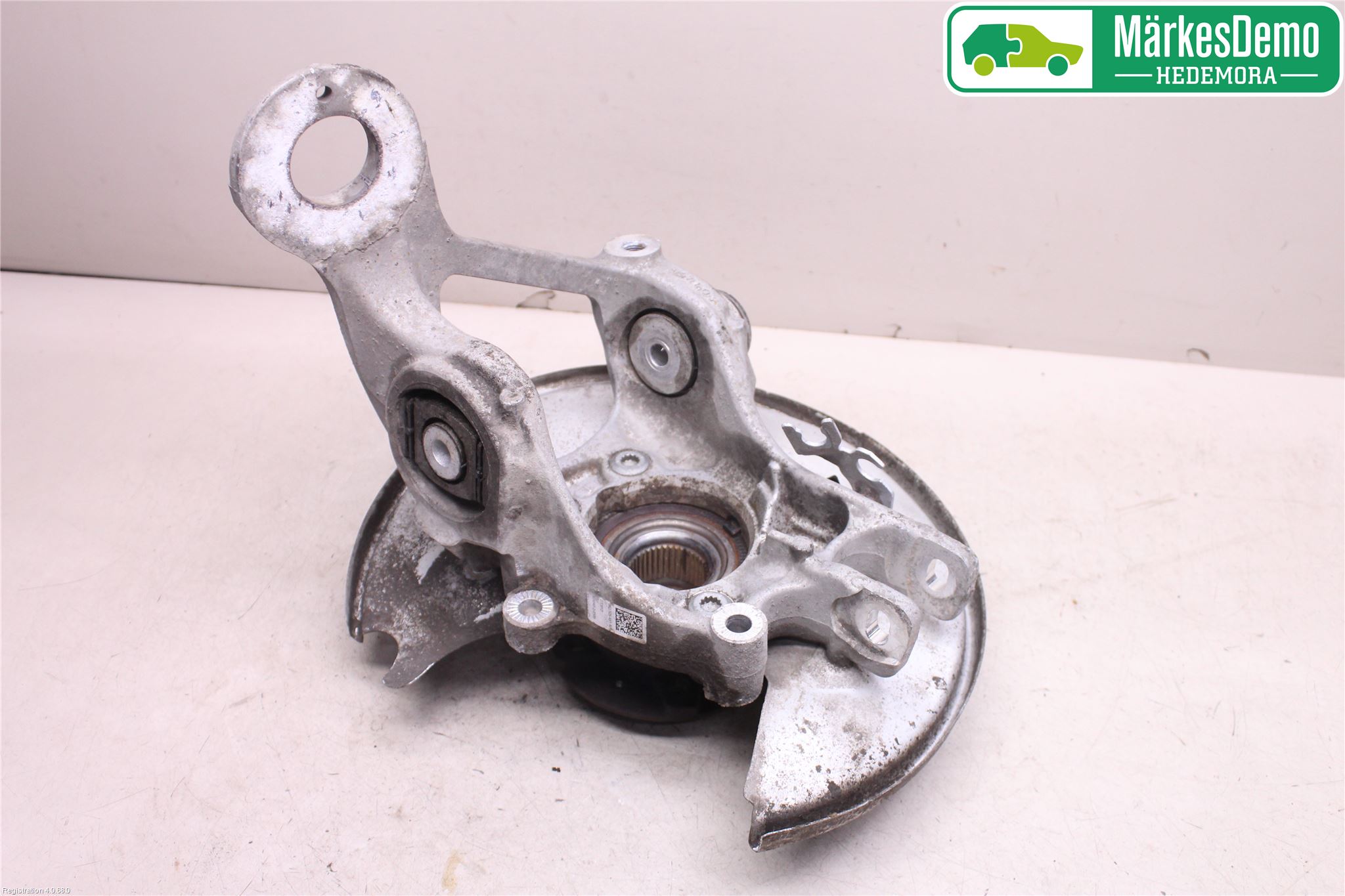 Audi A4 12-15 Hjullagerhus-Spindel Vä B