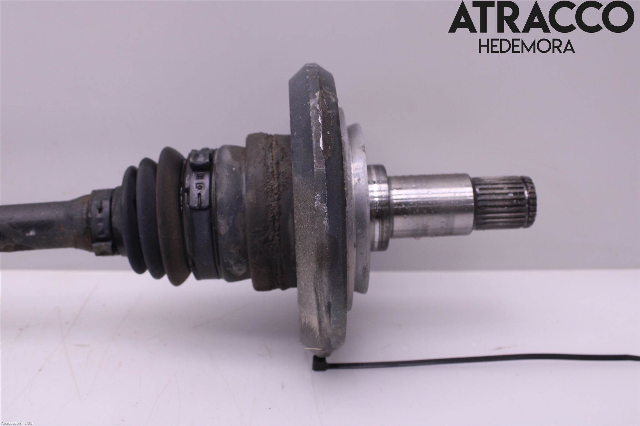 Mercedes-Benz MB C-KLASS (W205) 14-21 Drivaxel Bak Vänster