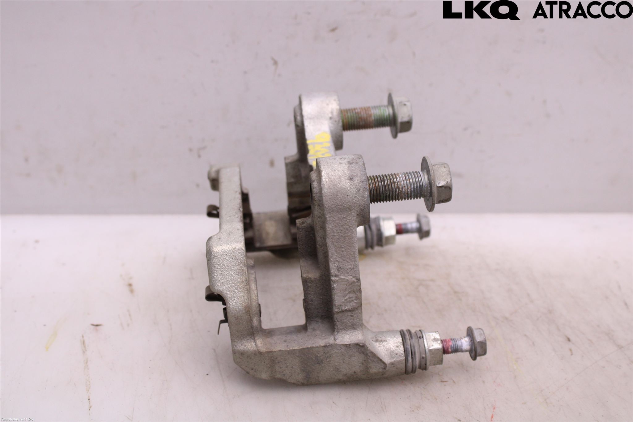 Toyota RAV4 19- Bromsokshållare