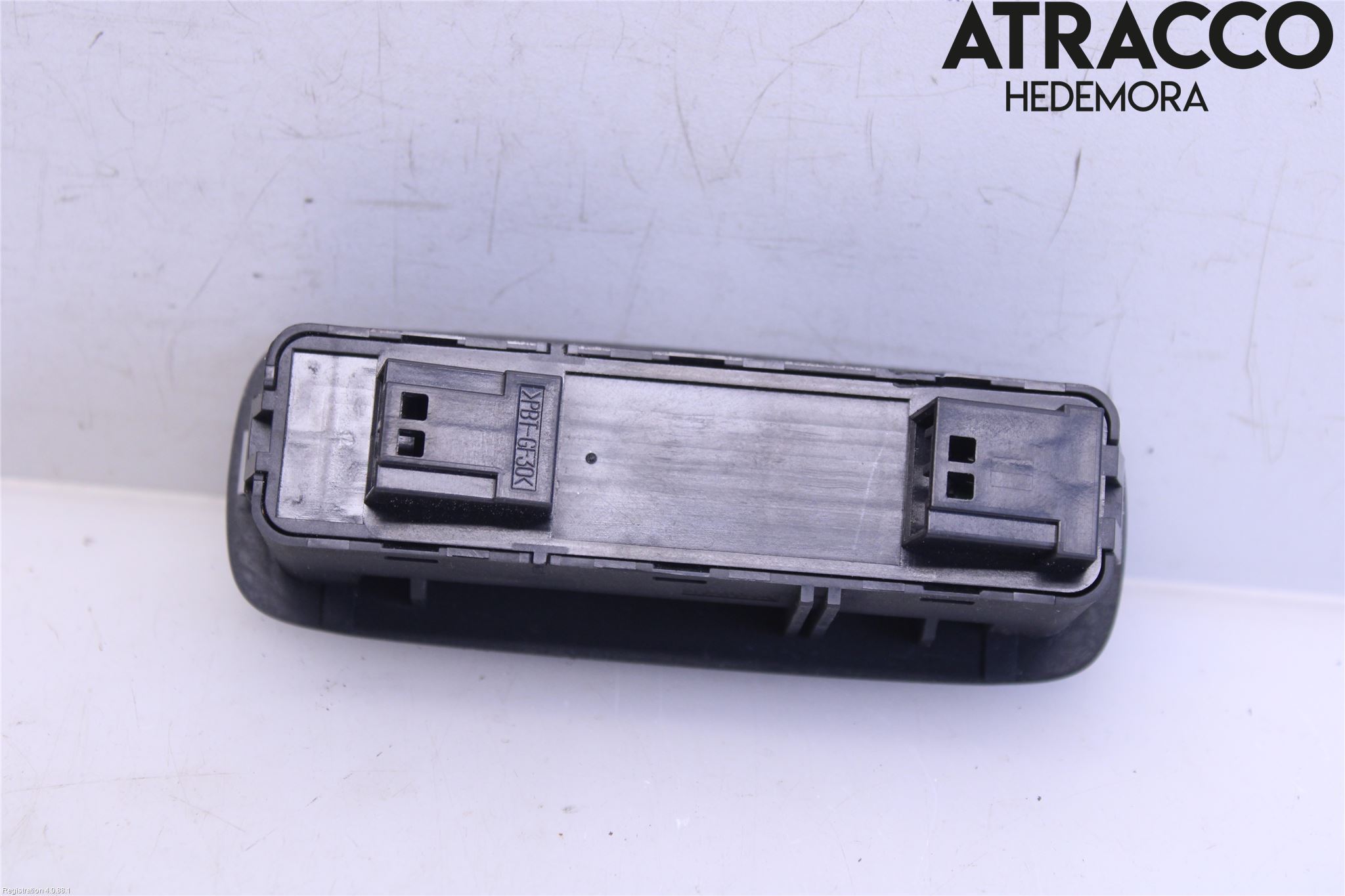 Volvo V90 17->> Strömställare Stolregler