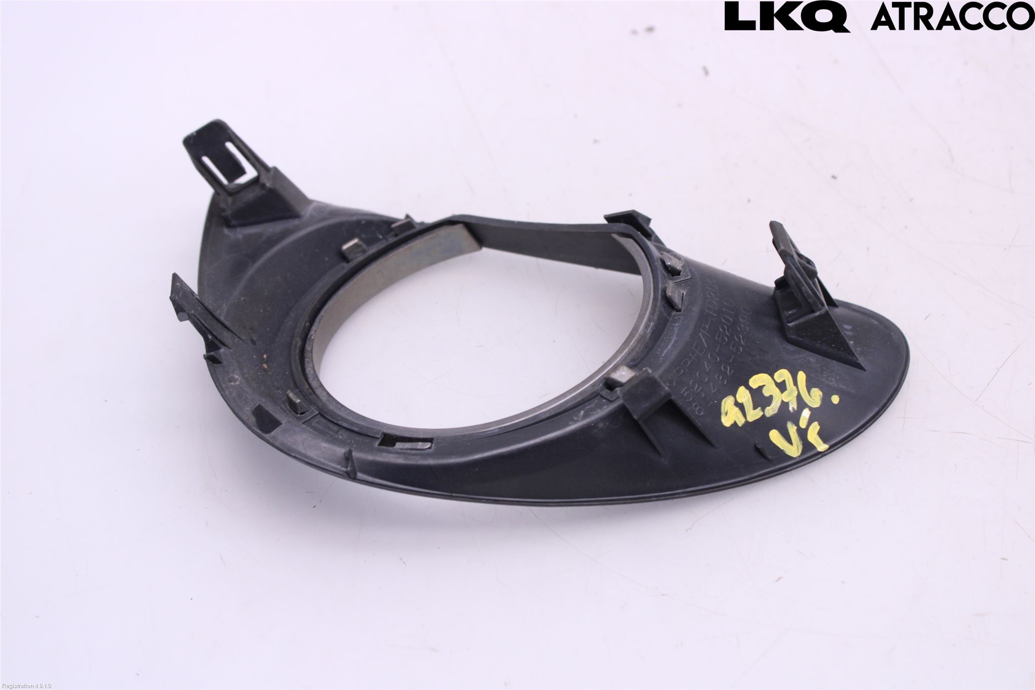 Toyota YARIS XP130 12-14 Dimljussarg Fram