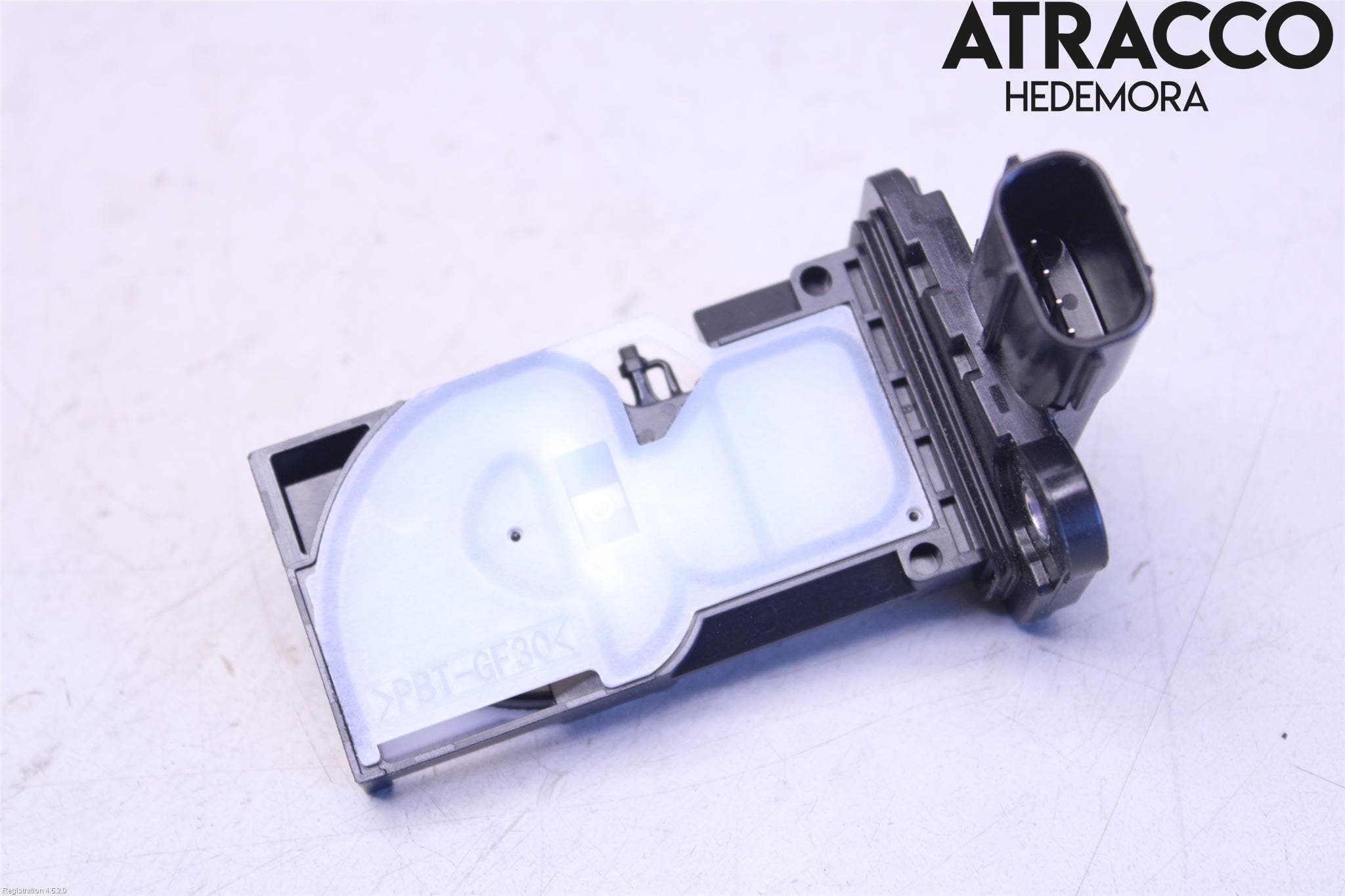 Toyota YARIS CROSS XP21 21- Injluftmassamätare