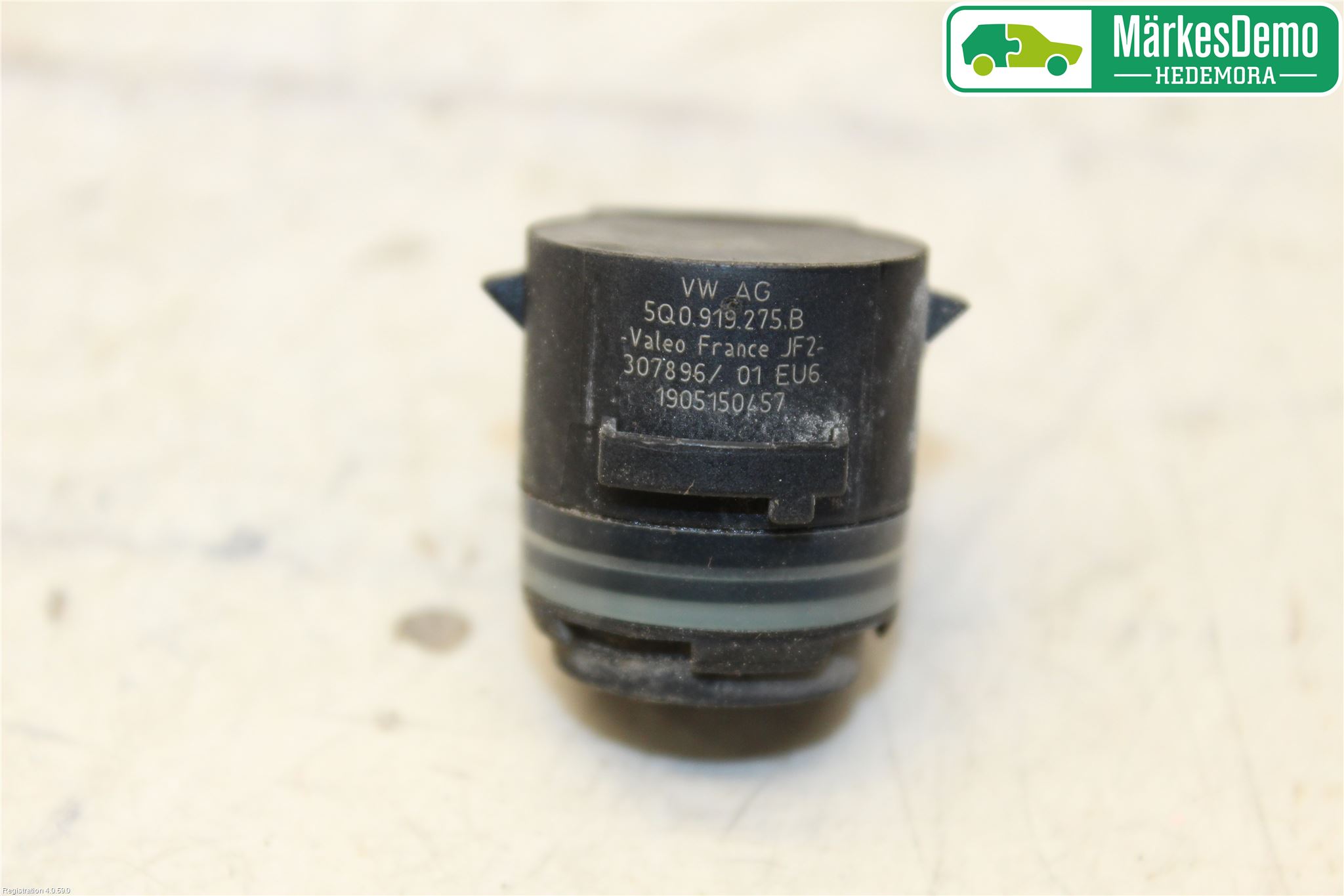 Volkswagen VW PASSAT 15-19 Parkeringshjälp Frontsensor