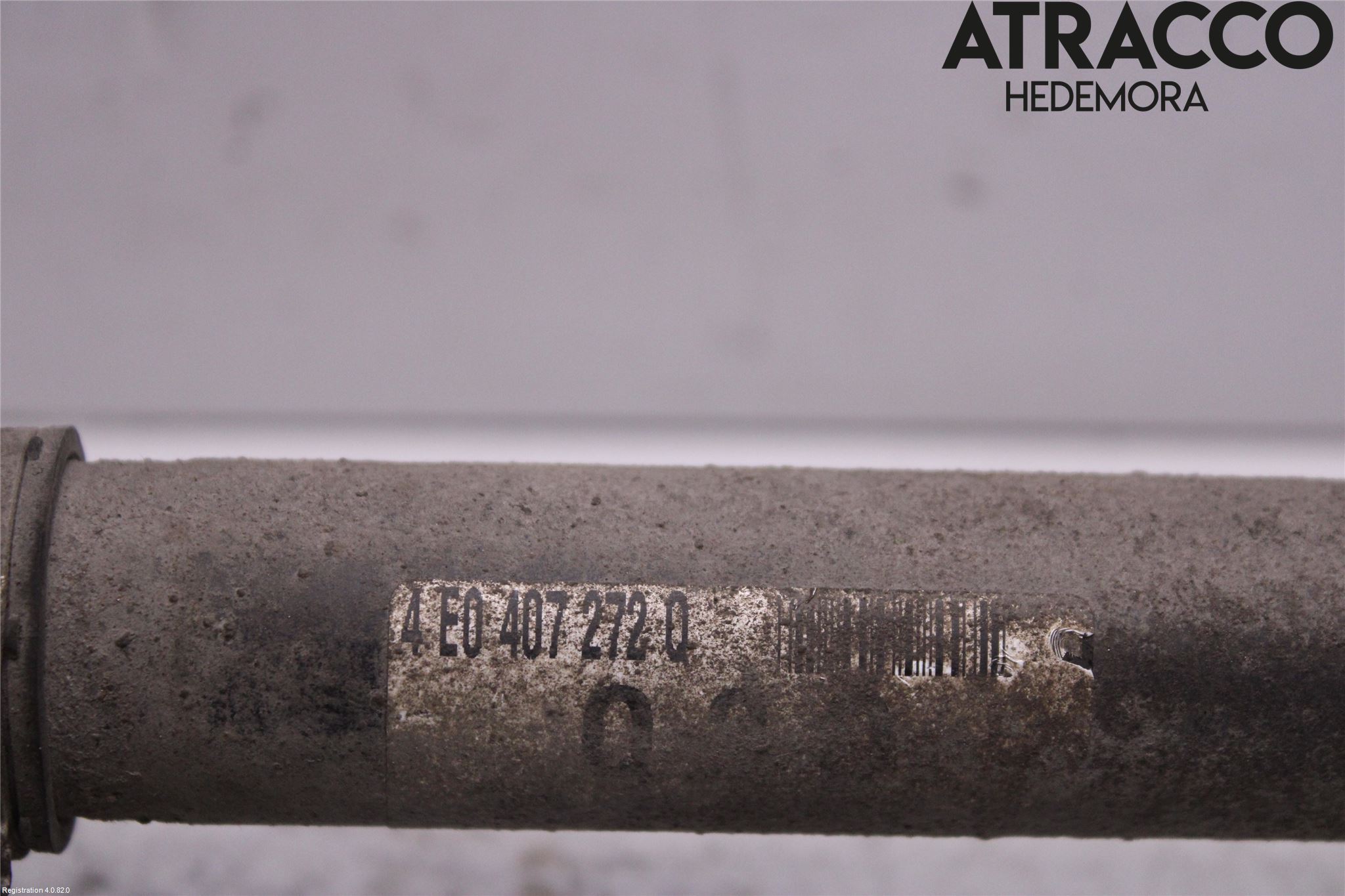 Audi A8/S8 4E  02-09 Drivaxel Fram Höger