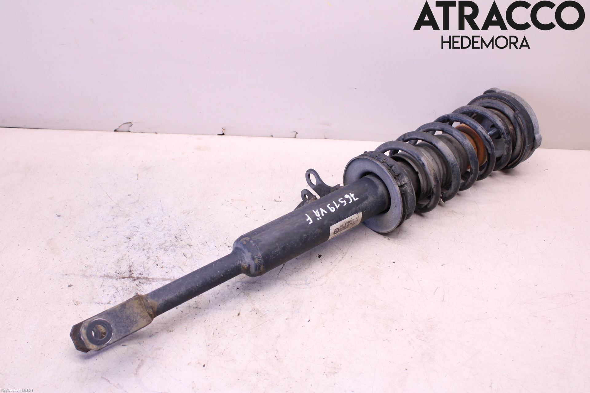 BMW 5 F10/F11/F18 09-17 Fjäderben Fram Vänster