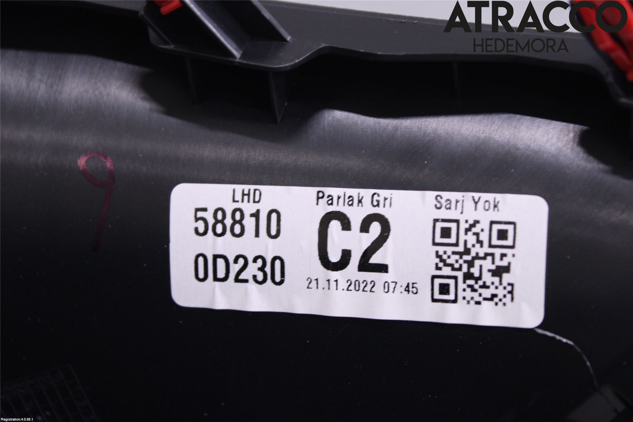 Toyota YARIS CROSS XP21 21- Inr Tunnelfack