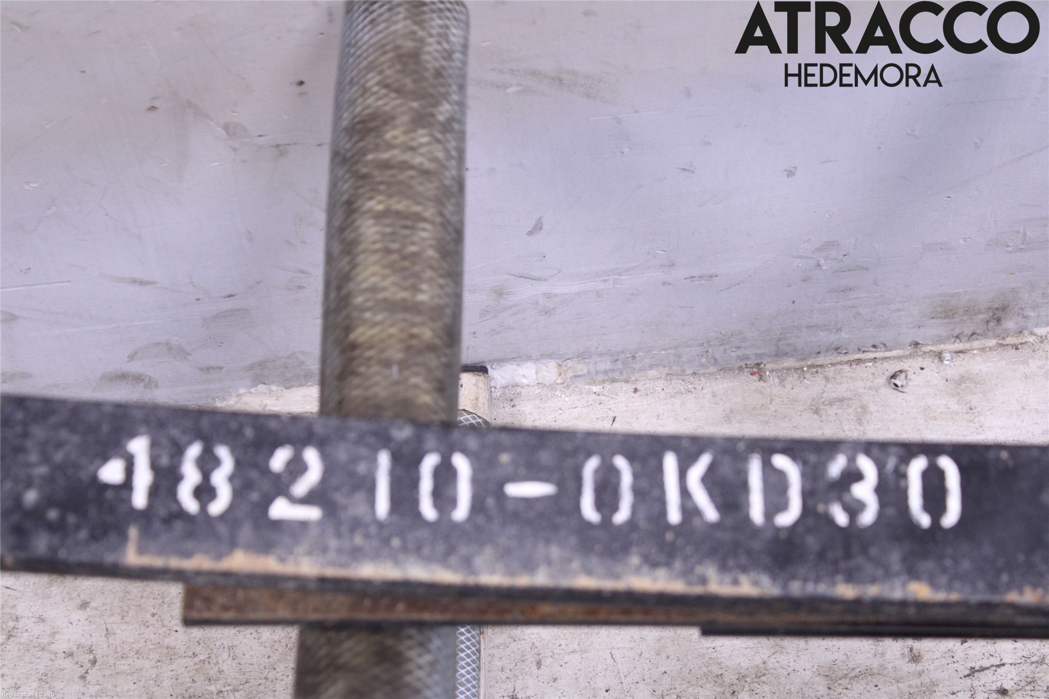 Toyota HILUX 16- Fjäder Bak Blad